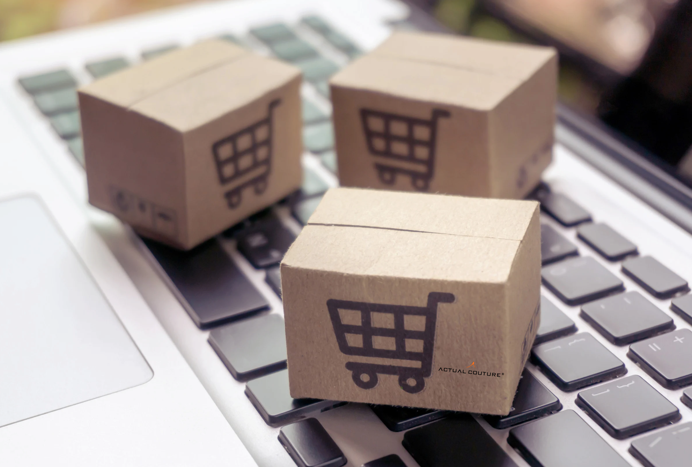 Why Responsible Online Shopping Should Become a Legal and Social Discussion