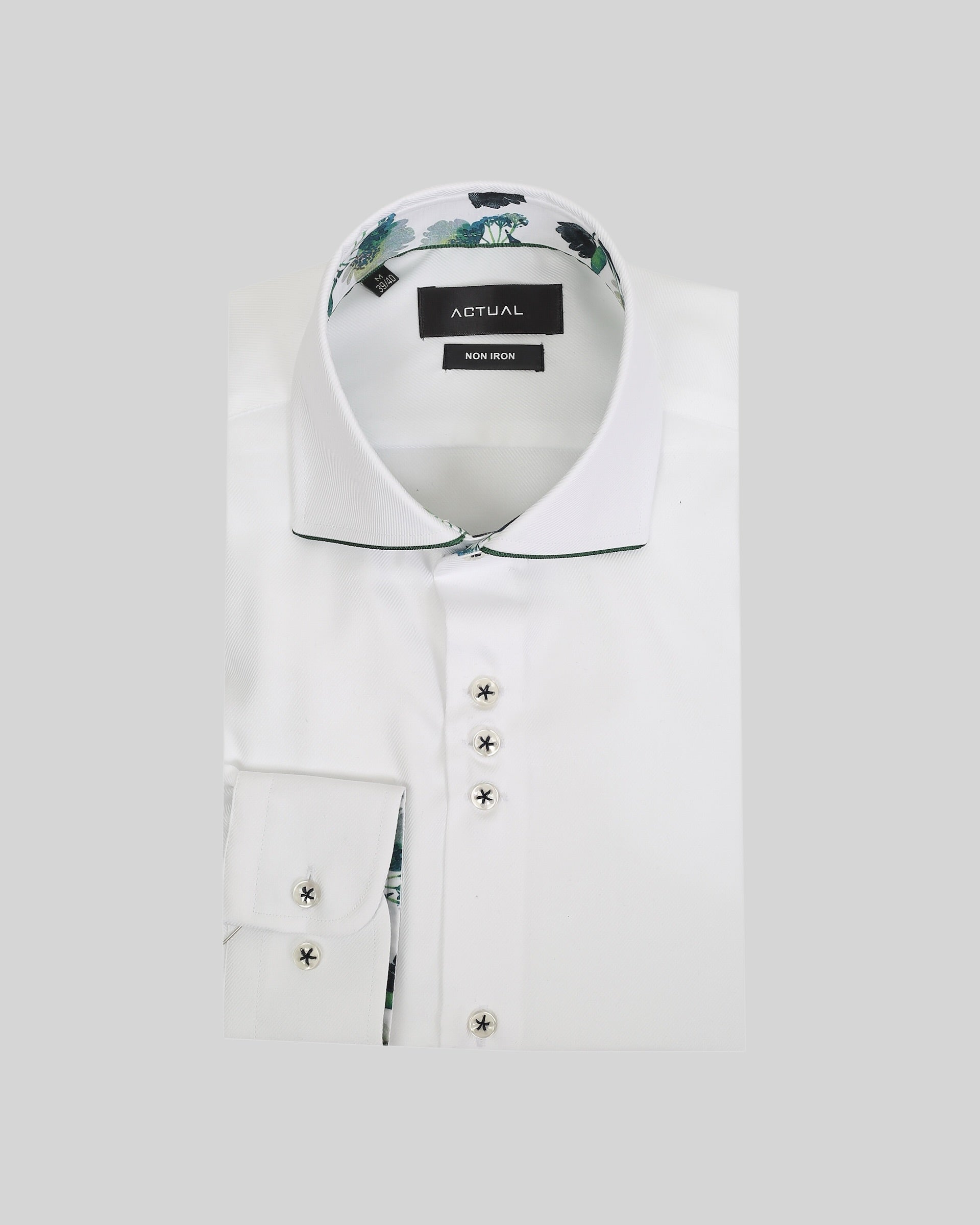 Strijkvrij twill overhemd van 100% katoen in slim fit met contrastdetails – Model 25-017