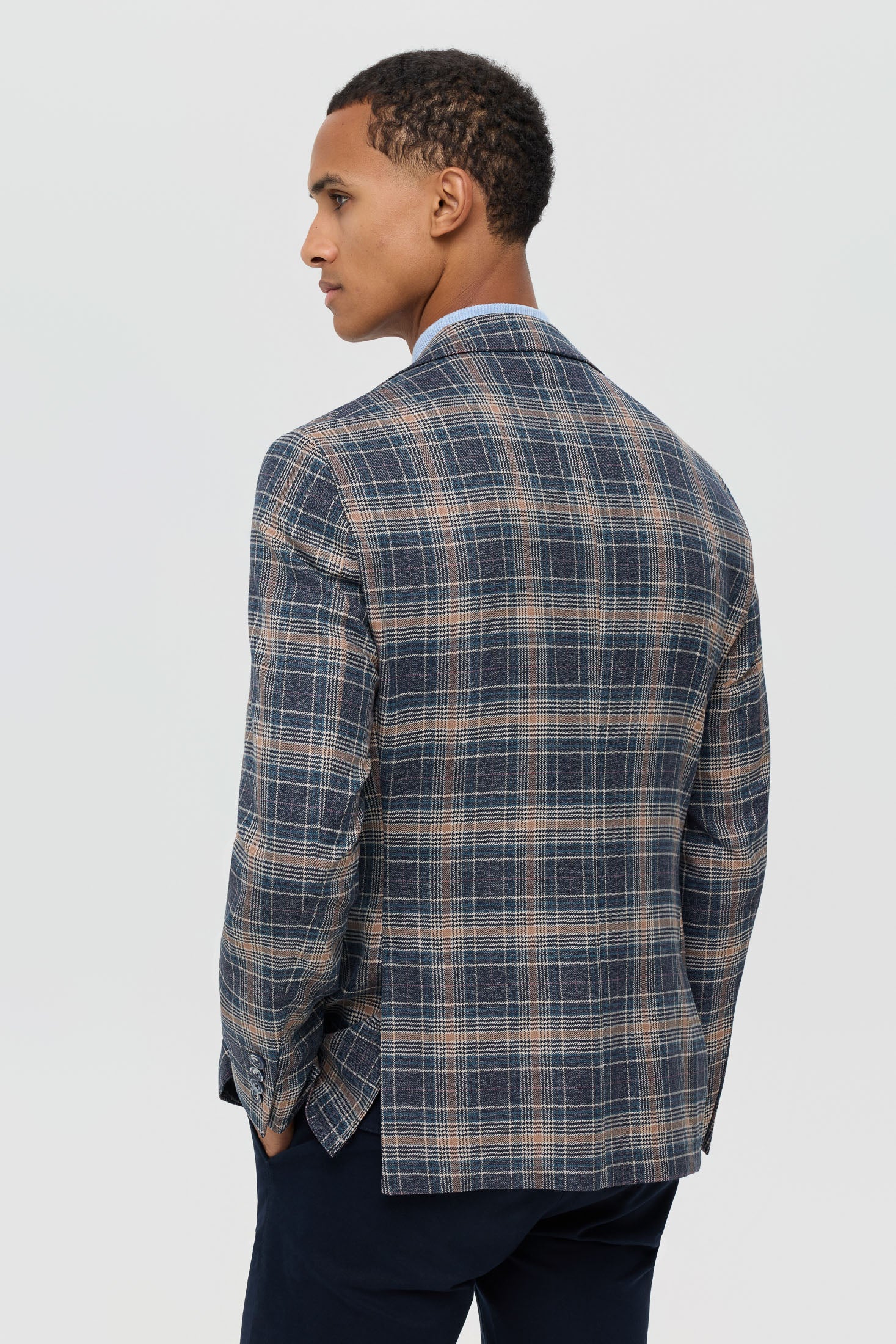 Hochwertiger Herrenblazer mit Karomuster – Smart Stretch-Gewebe | Modell 7177