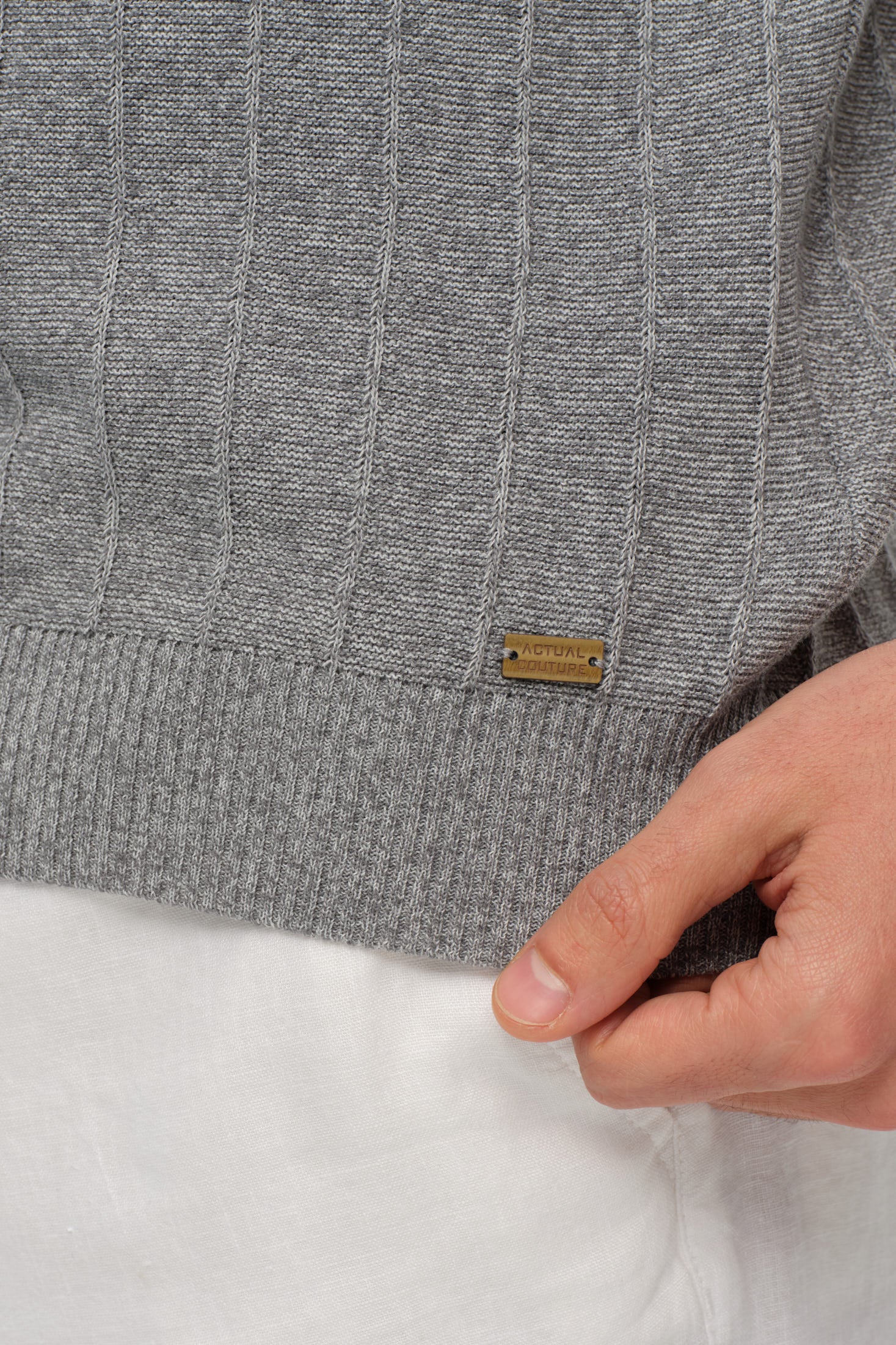 Strick-Polo mit offenem Kragen | Relaxed Tailored Eleganz – Modell 8042