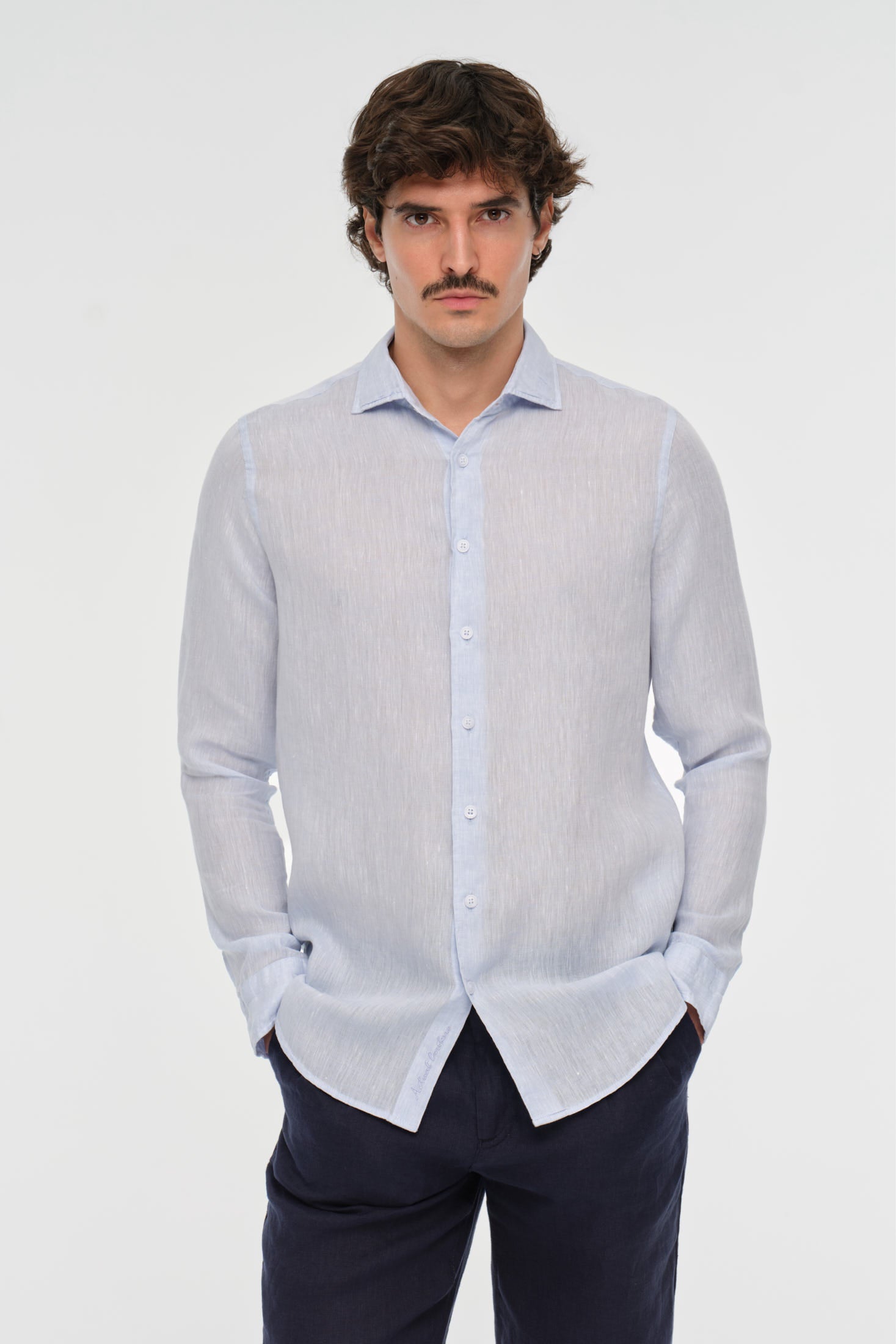 Pure Leinenhemd | Clean Sommer Tailoring – Modell 2026