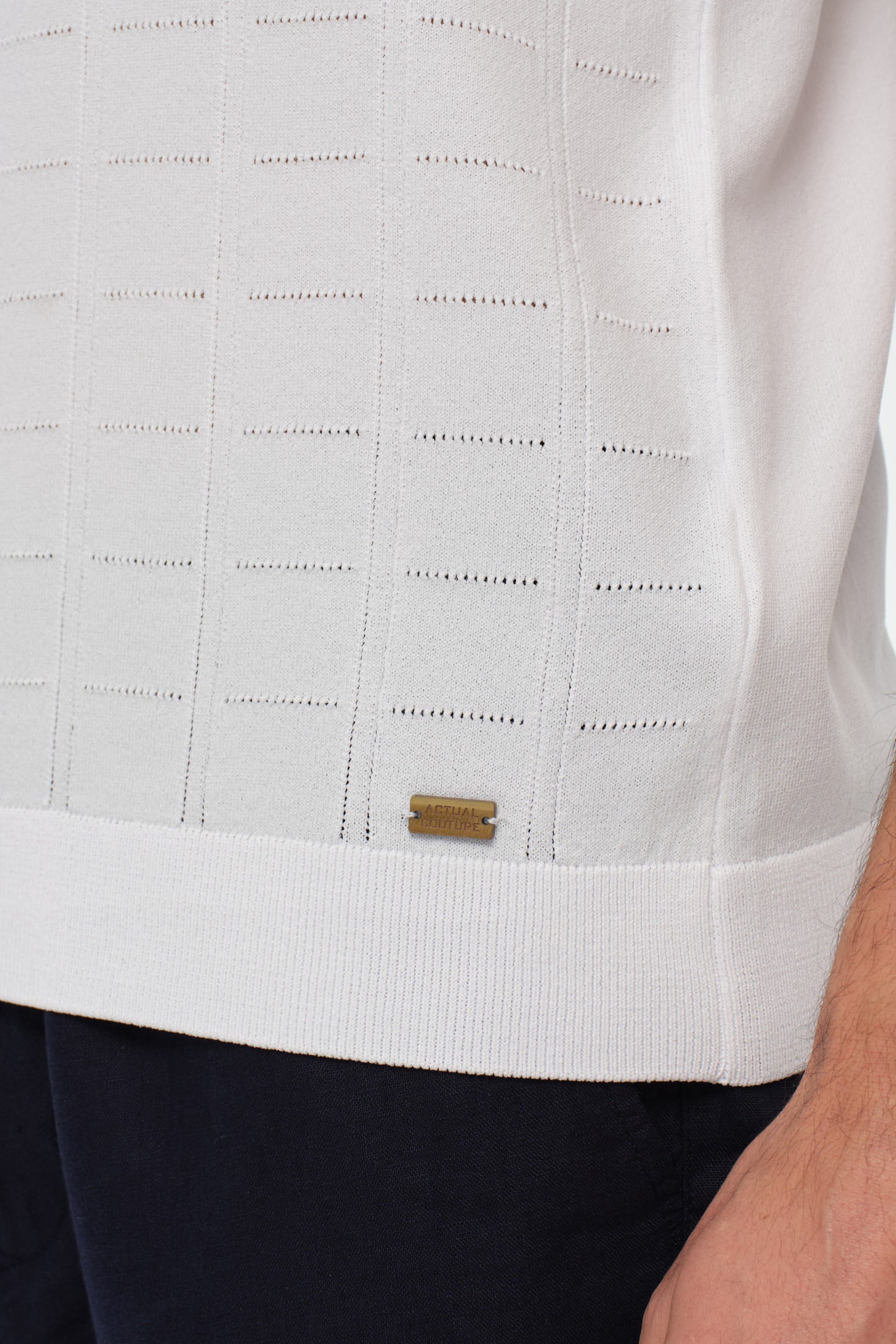 Textured Knit Polo with Zip Collar | Refined Structured Elegance – Model 8041