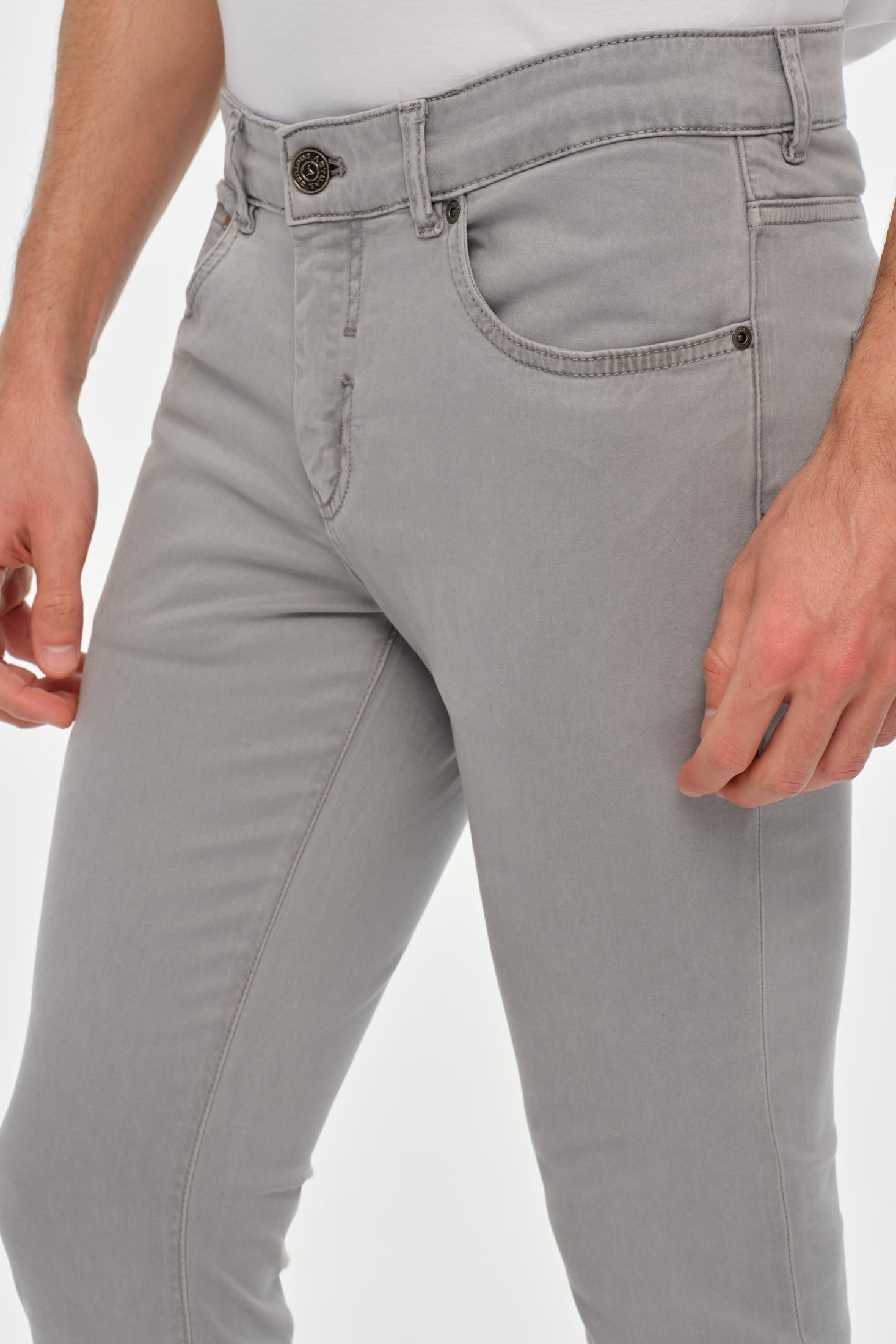 Slim Fit 5-Pocket Hose | Refined Casual Essential – Modell 1435