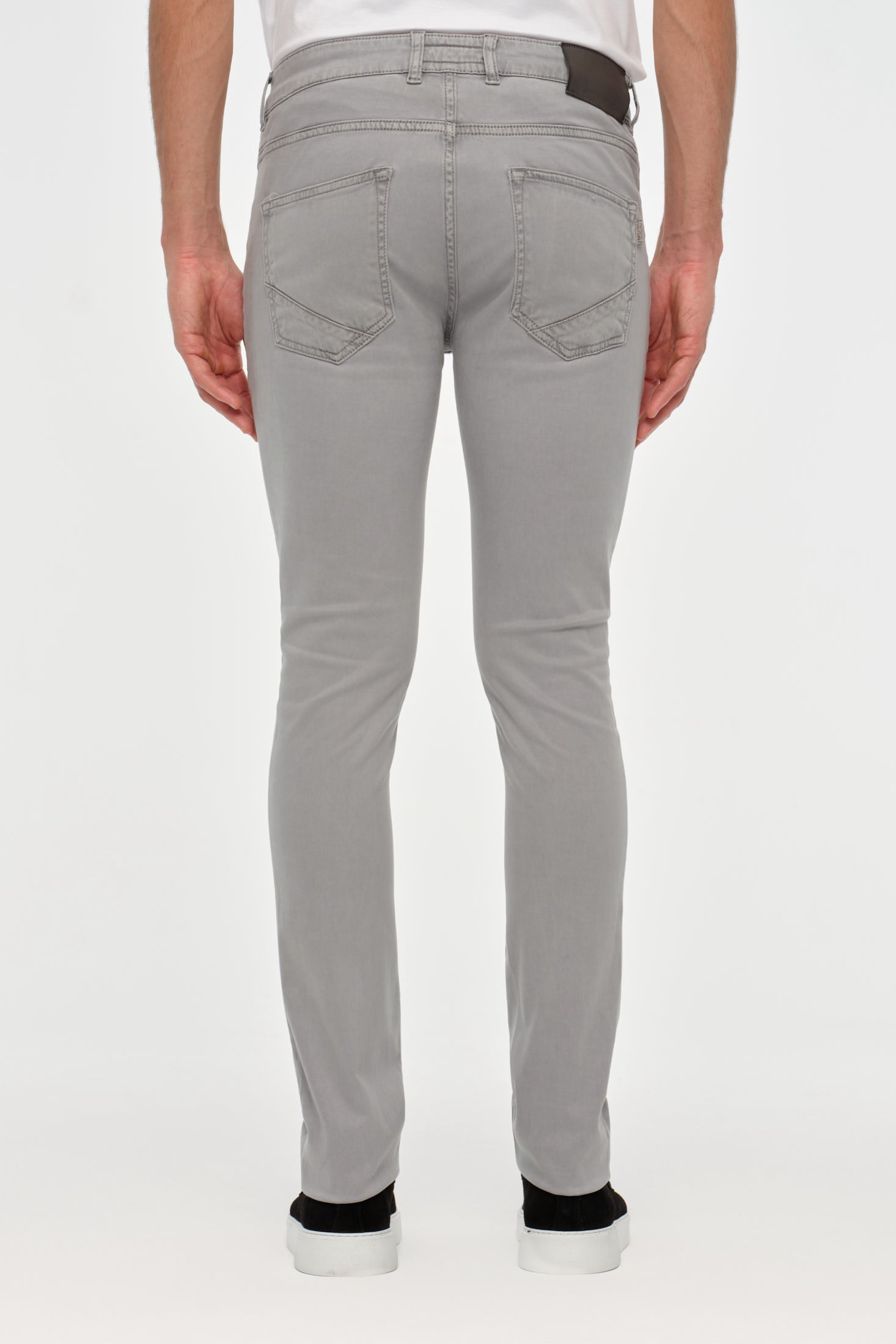 Slim Fit 5-Pocket Hose | Refined Casual Essential – Modell 1435
