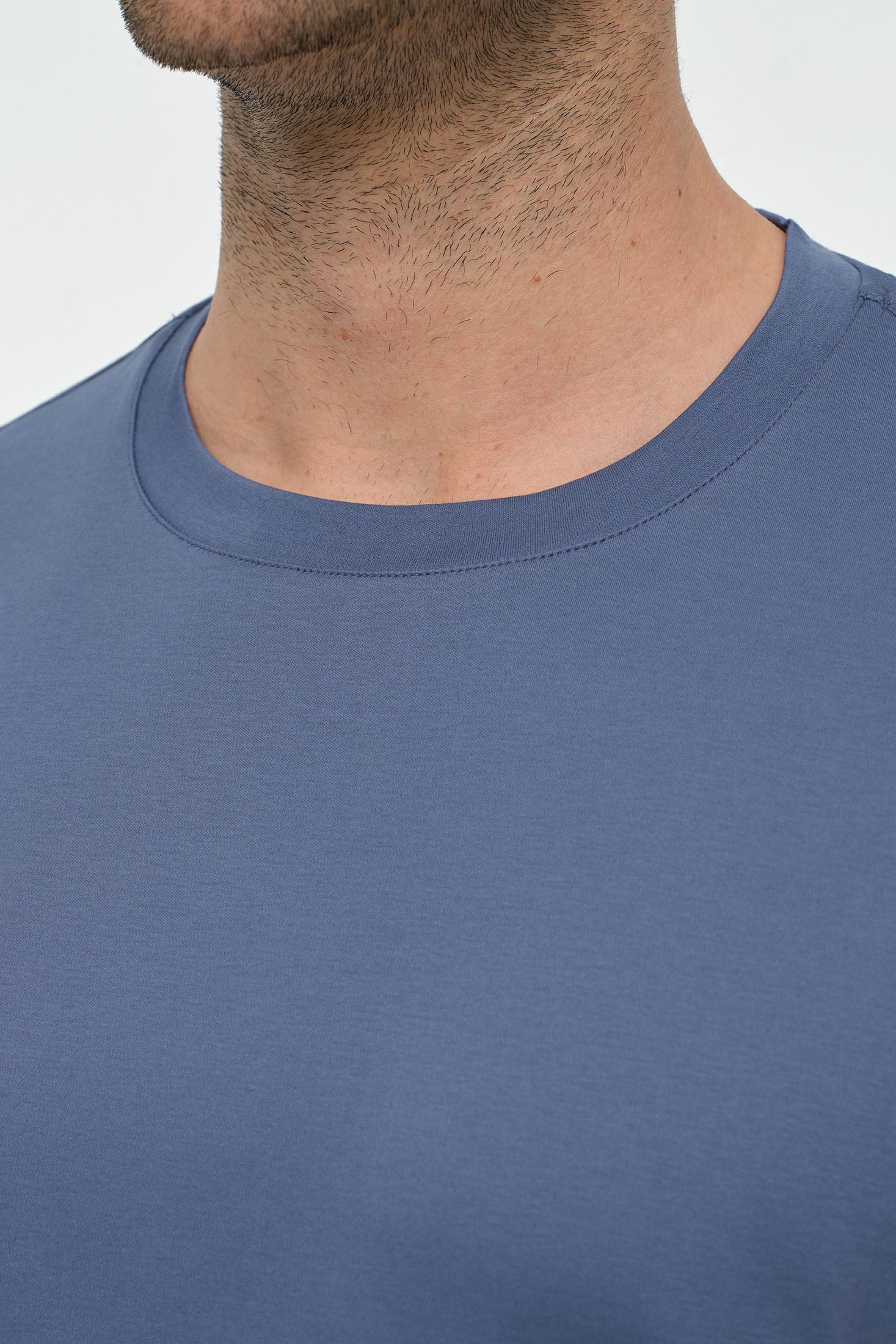 Herren Premium Basic T-Shirt aus merzerisierter Baumwolle – Slim Fit | Stil 8508