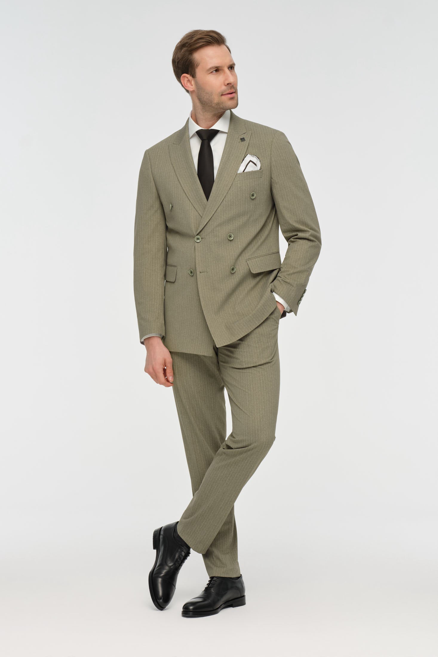 Double-Breasted Tailored Fit Suit | Modern Elegance – Model 4078