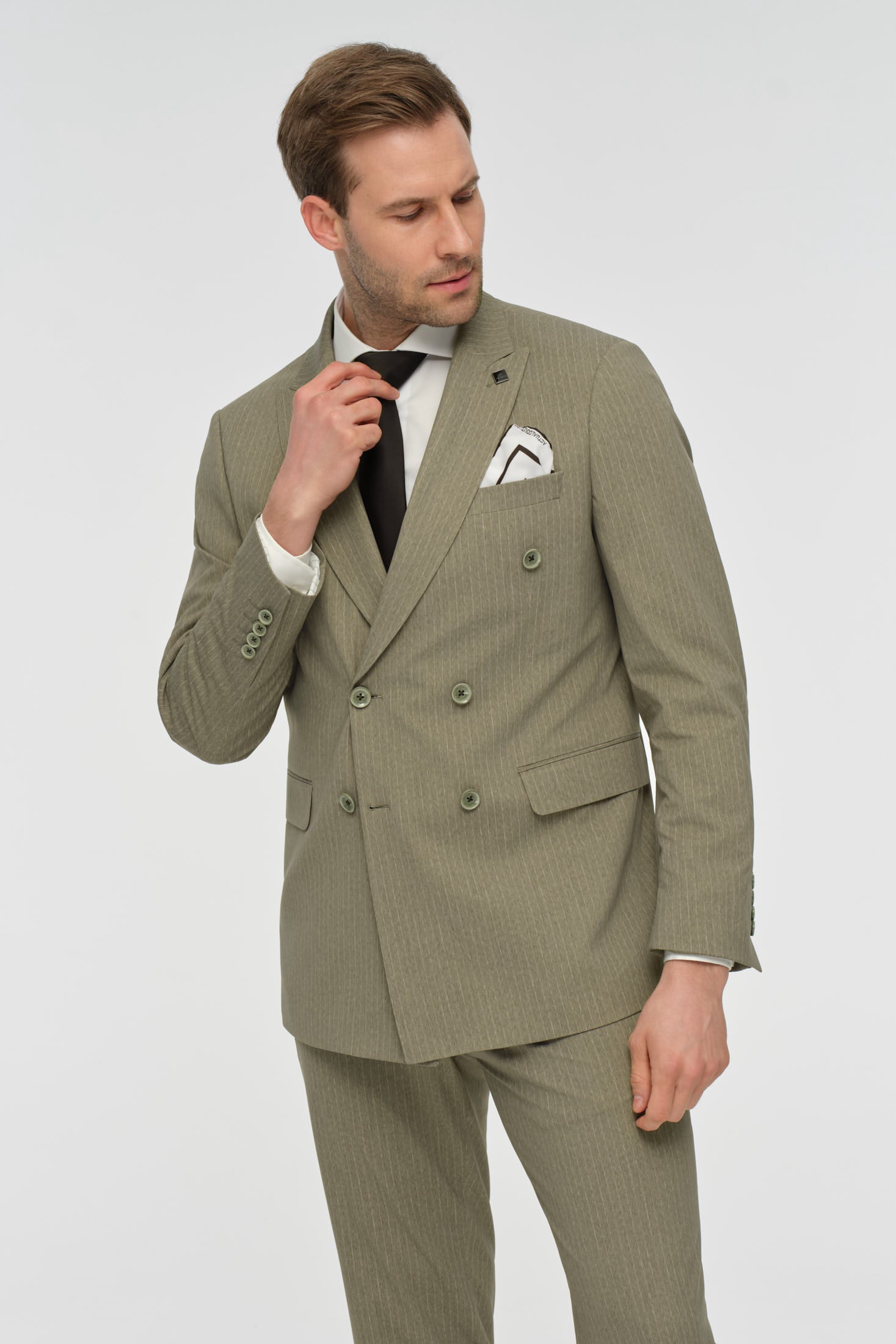 Double-Breasted Tailored Fit Suit | Modern Elegance – Model 4078