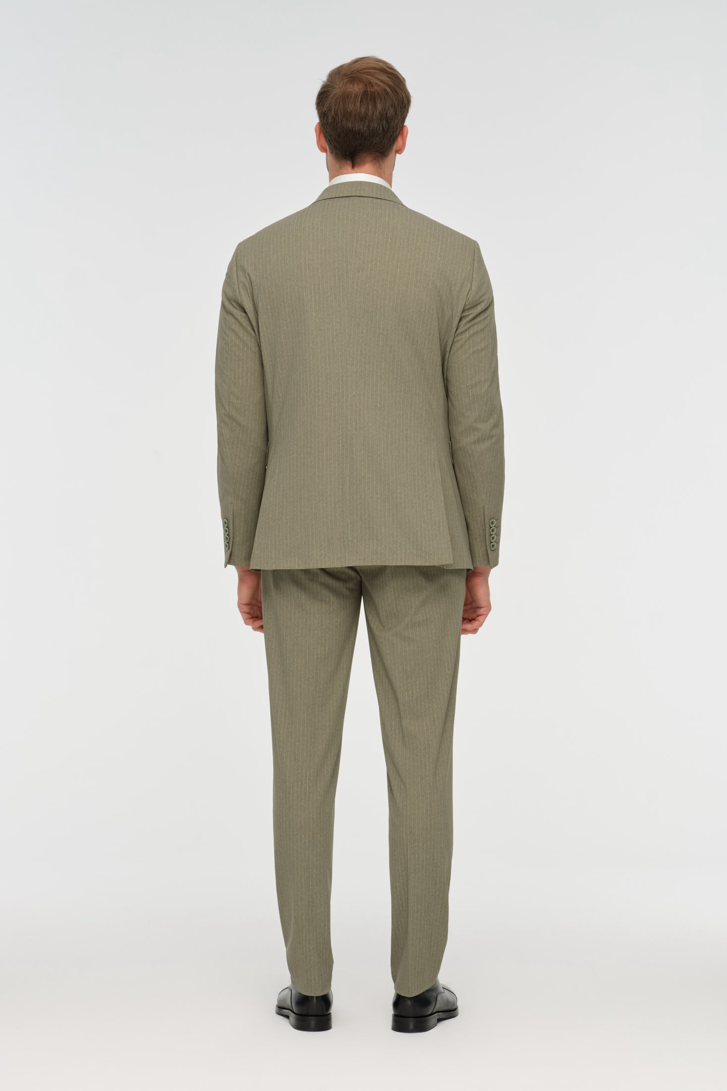 Double-Breasted Tailored Fit Suit | Modern Elegance – Model 4078