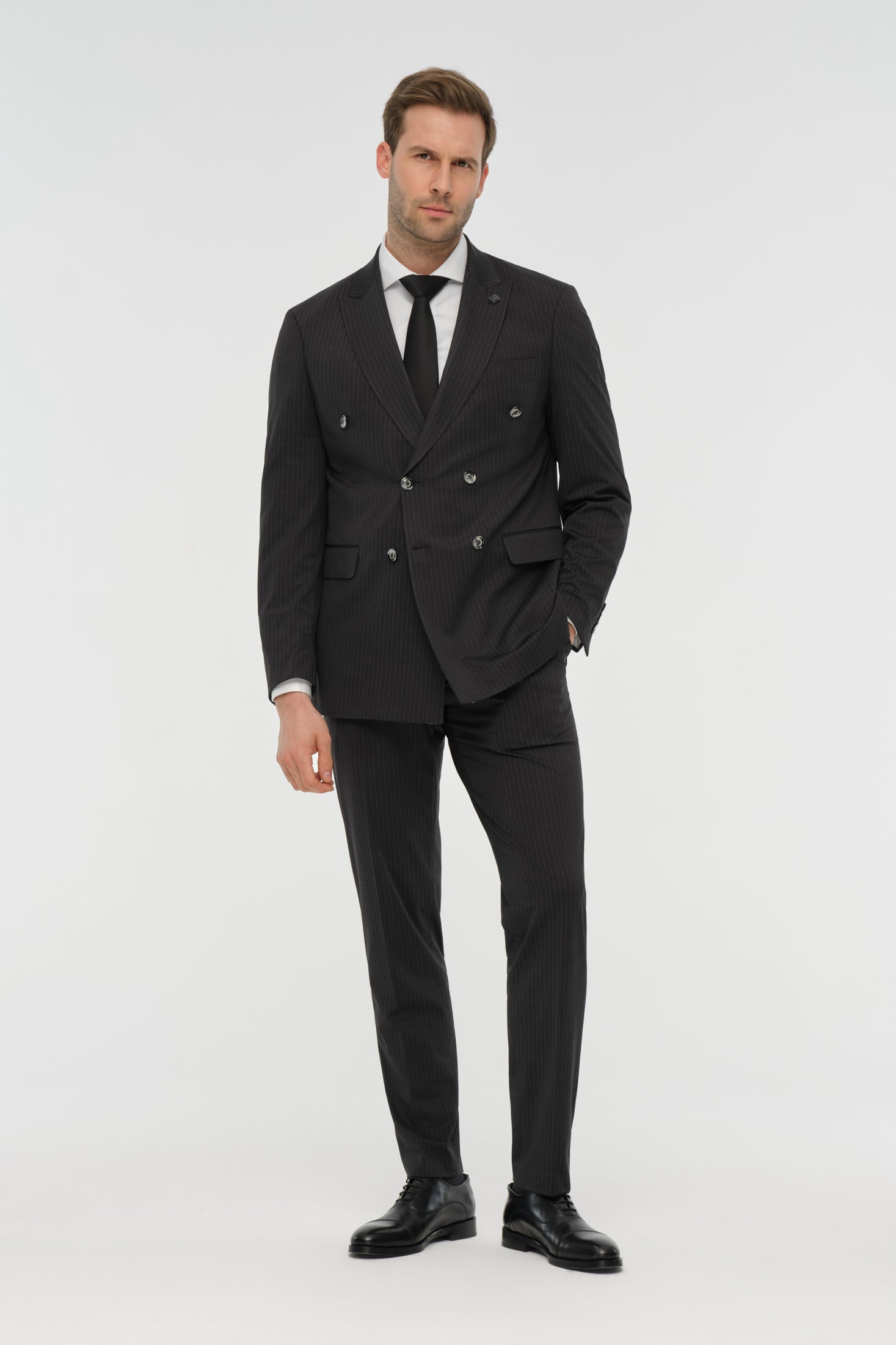 Double-Breasted Tailored Fit Suit | Modern Elegance – Model 4078