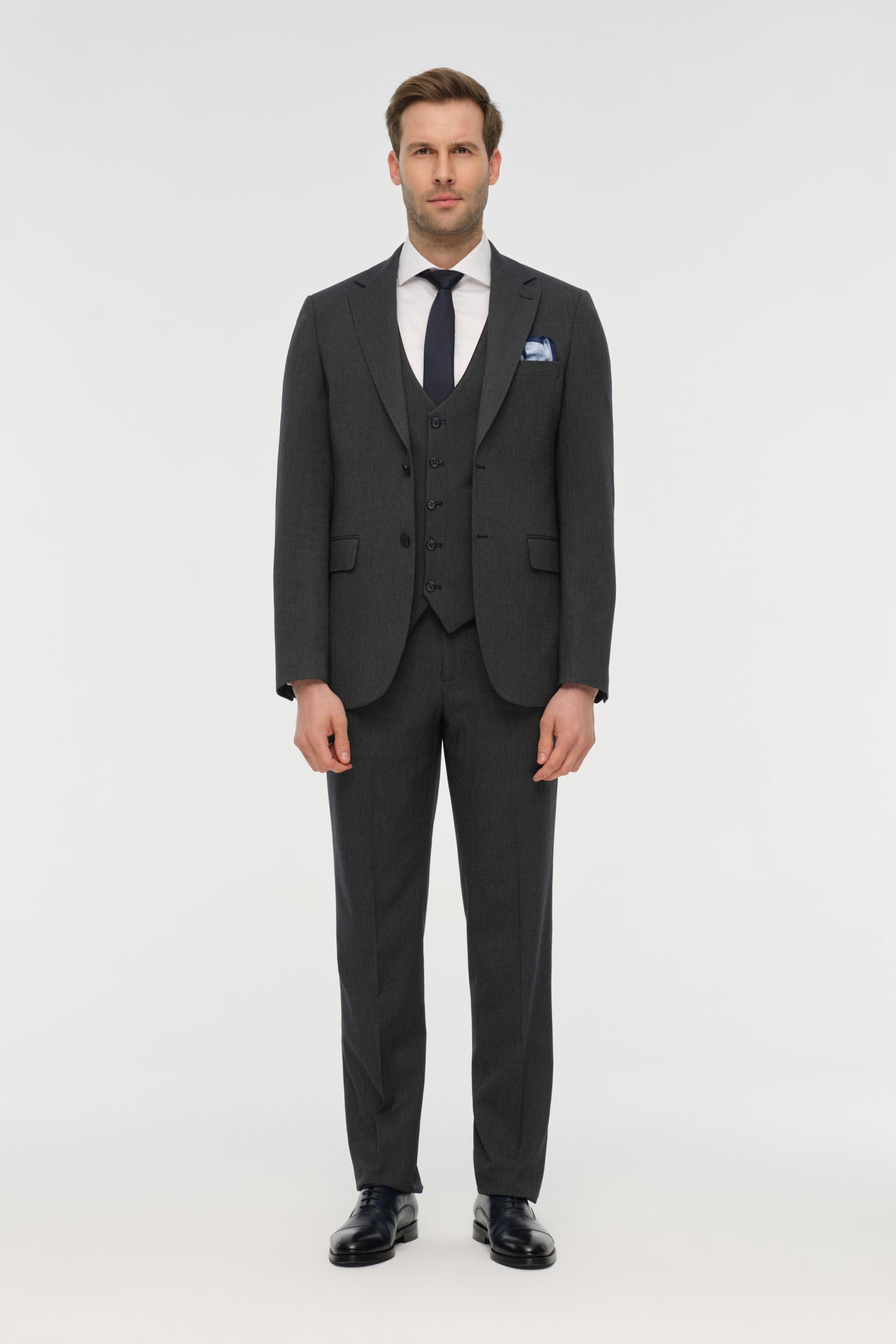 Two-Piece Suit | Tailored Fit Classic Elegance – Model 4083