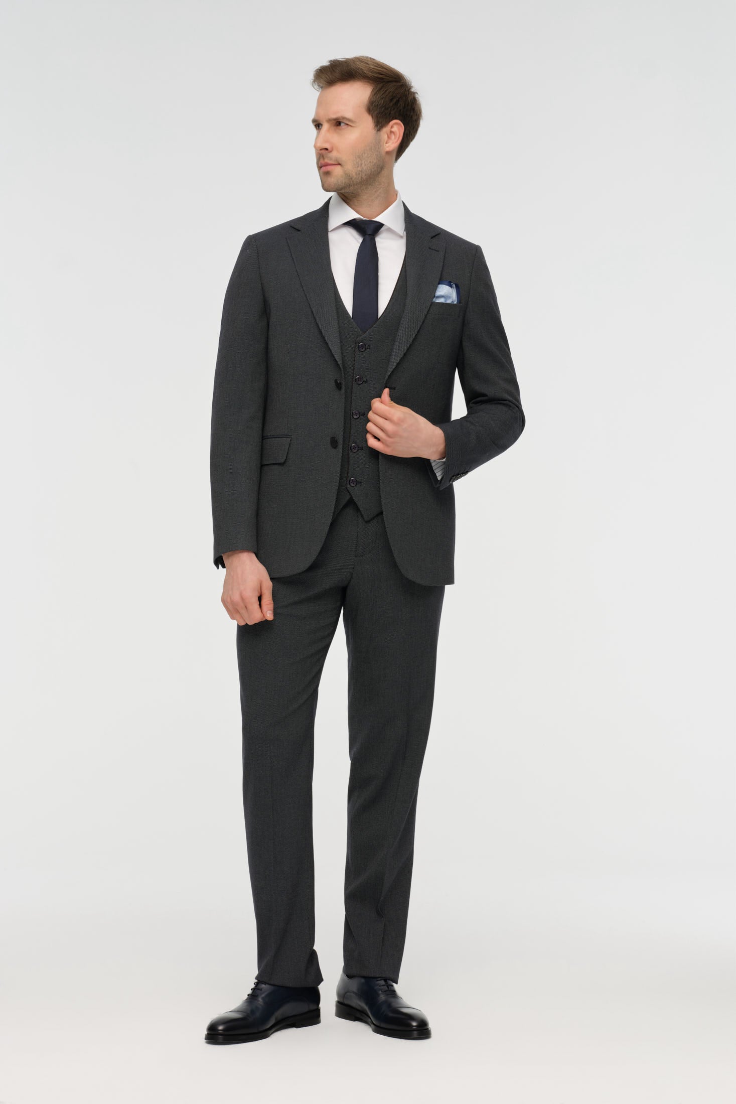 Two-Piece Suit | Tailored Fit Classic Elegance – Model 4083
