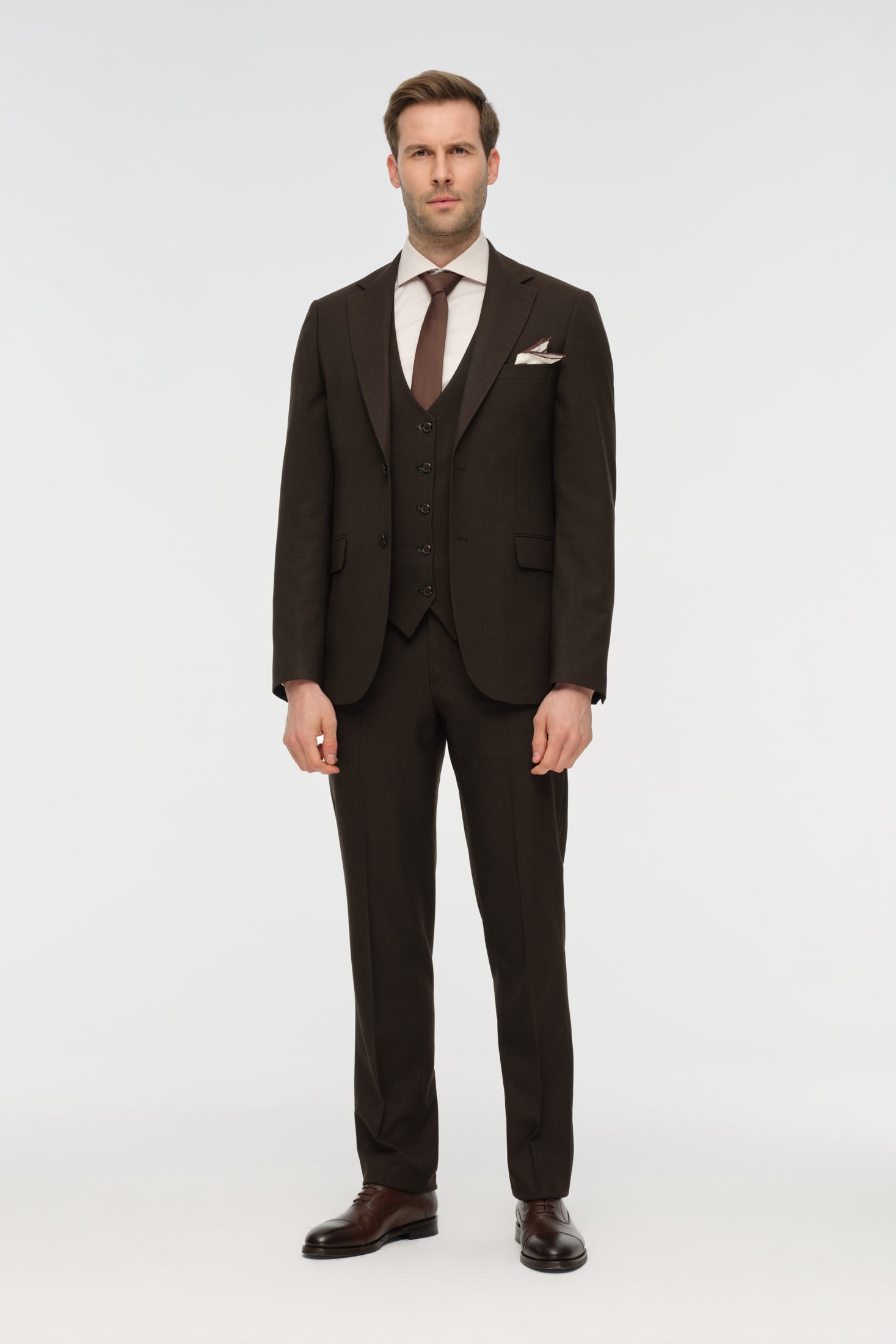 Two-Piece Suit | Tailored Fit Classic Elegance – Model 4083
