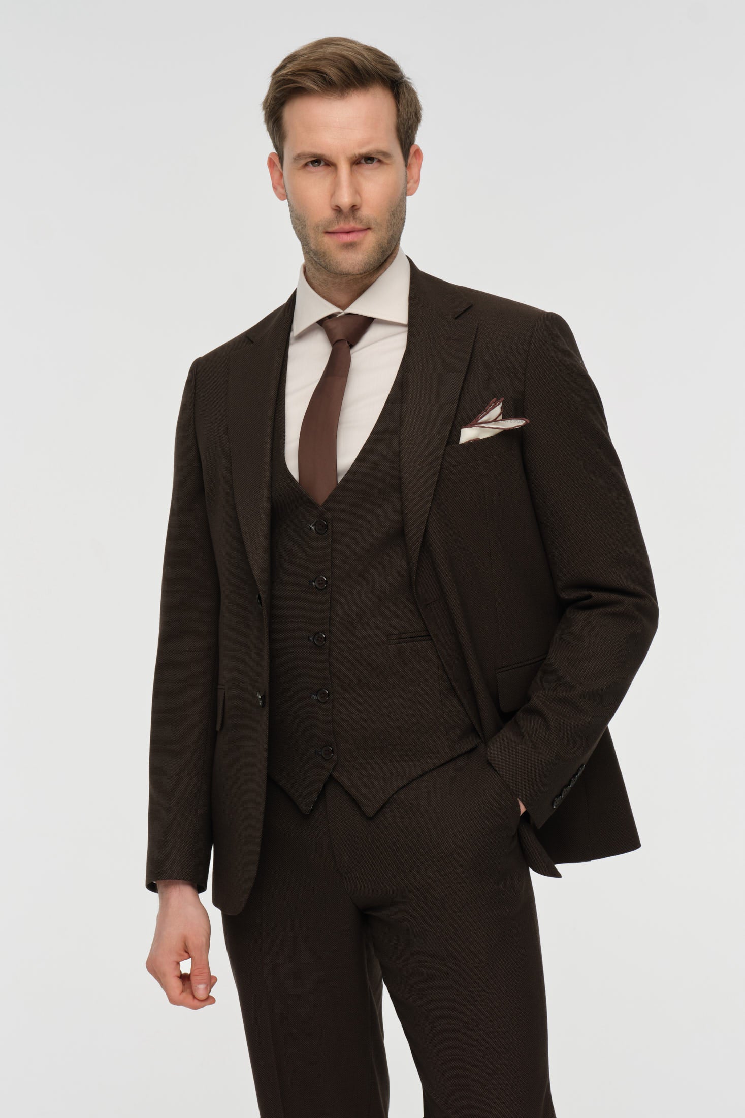 Two-Piece Suit | Tailored Fit Classic Elegance – Model 4083