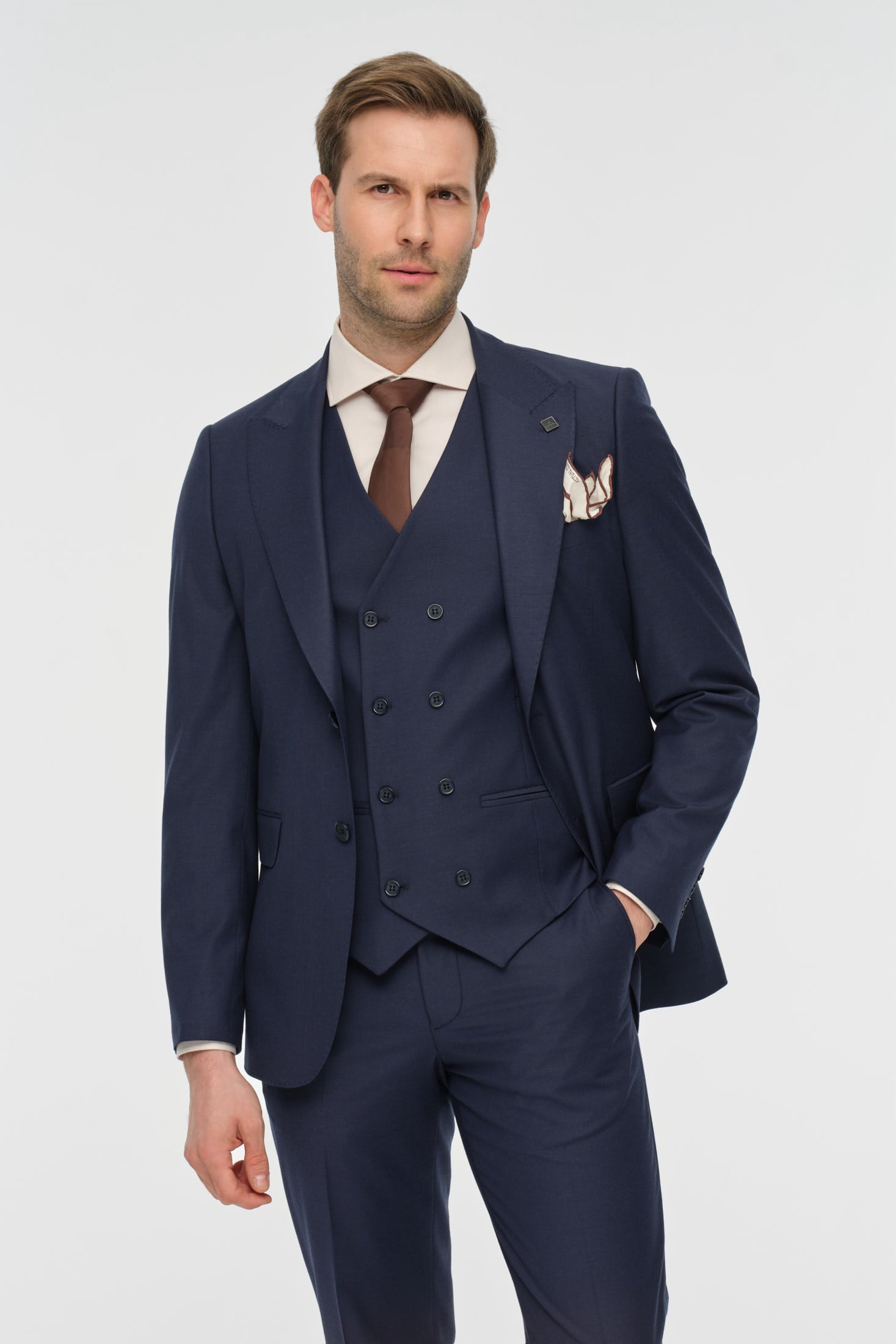 Two-Piece Suit | Tailored Fit Timeless Elegance – Model 4080