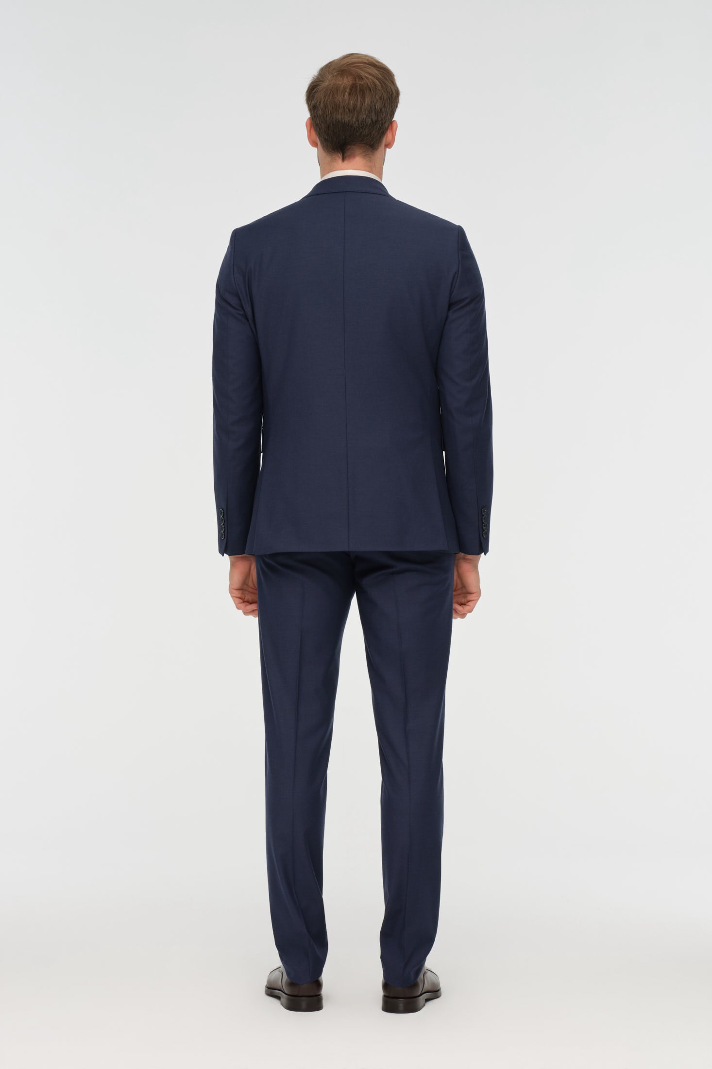 Two-Piece Suit | Tailored Fit Timeless Elegance – Model 4080