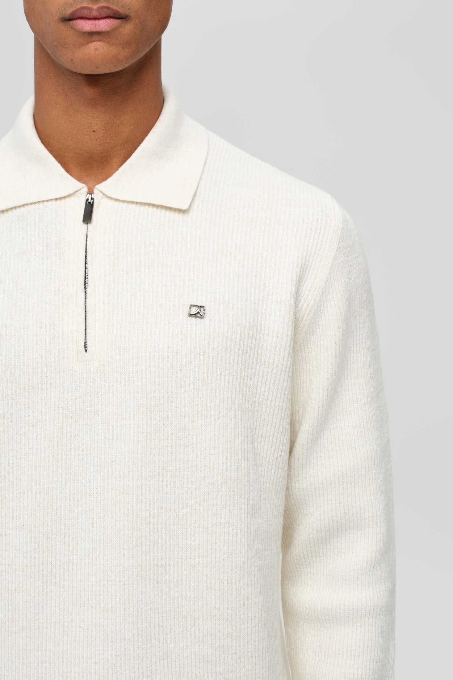 Hochwertiger Herren-Strickpullover mit halbem Reißverschluss – Weiches Stretchmaterial | Modell 8024