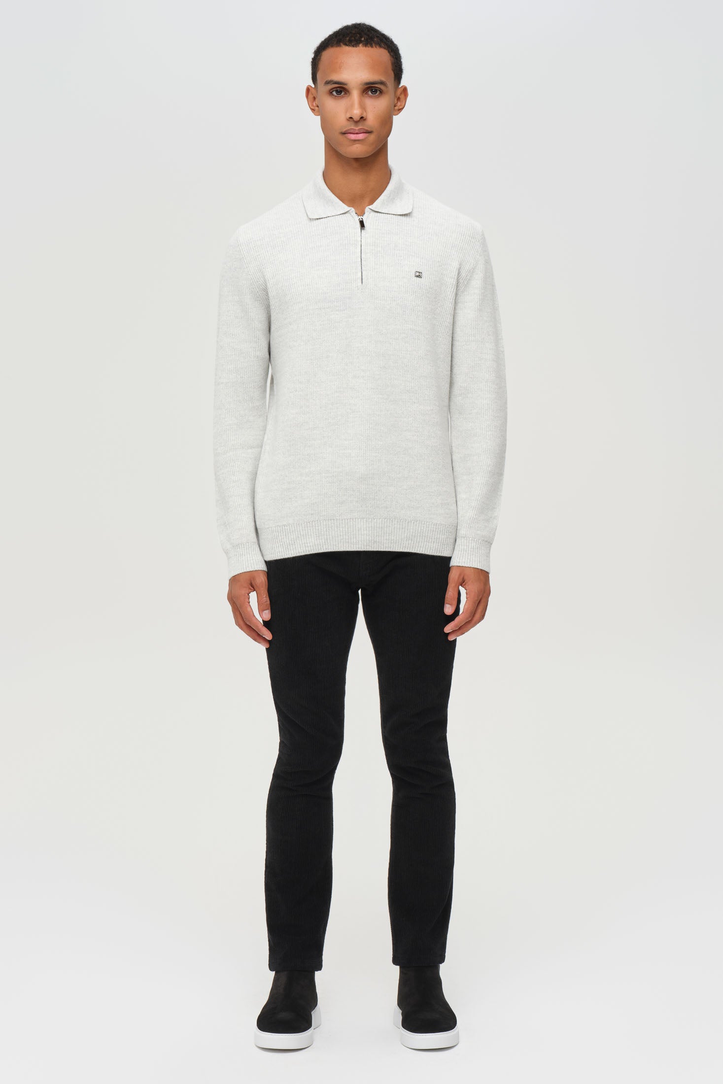 Hochwertiger Herren-Strickpullover mit halbem Reißverschluss – Weiches Stretchmaterial | Modell 8024