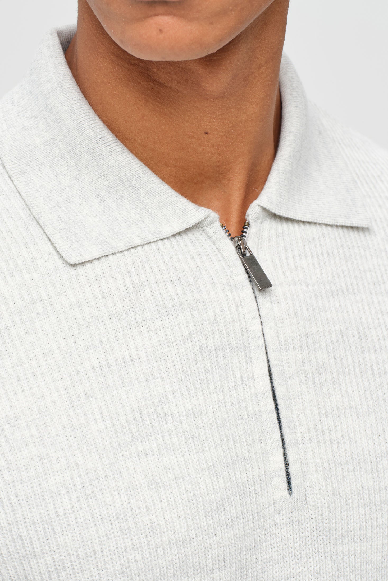 Hochwertiger Herren-Strickpullover mit halbem Reißverschluss – Weiches Stretchmaterial | Modell 8024