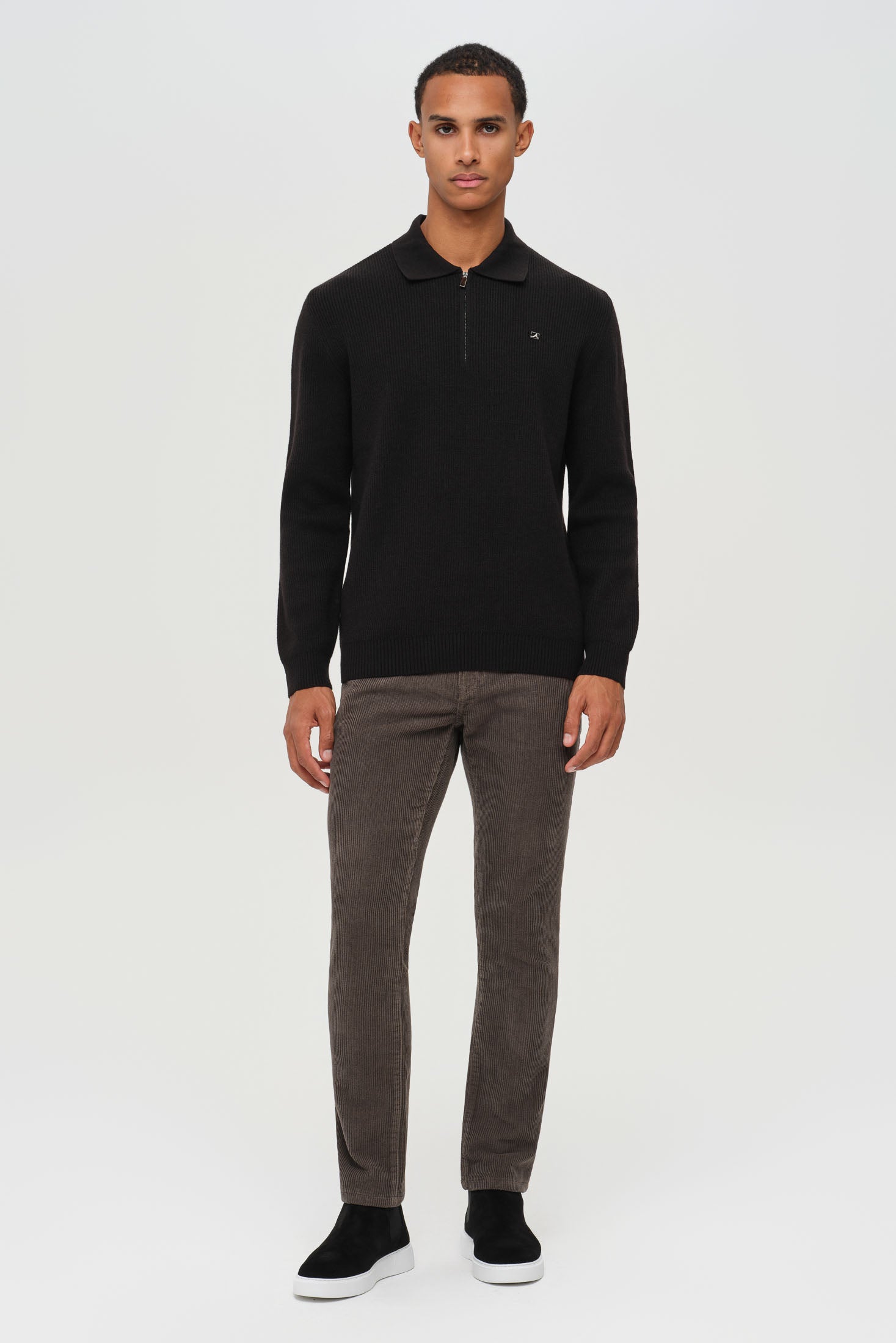 Hochwertiger Herren-Strickpullover mit halbem Reißverschluss – Weiches Stretchmaterial | Modell 8024