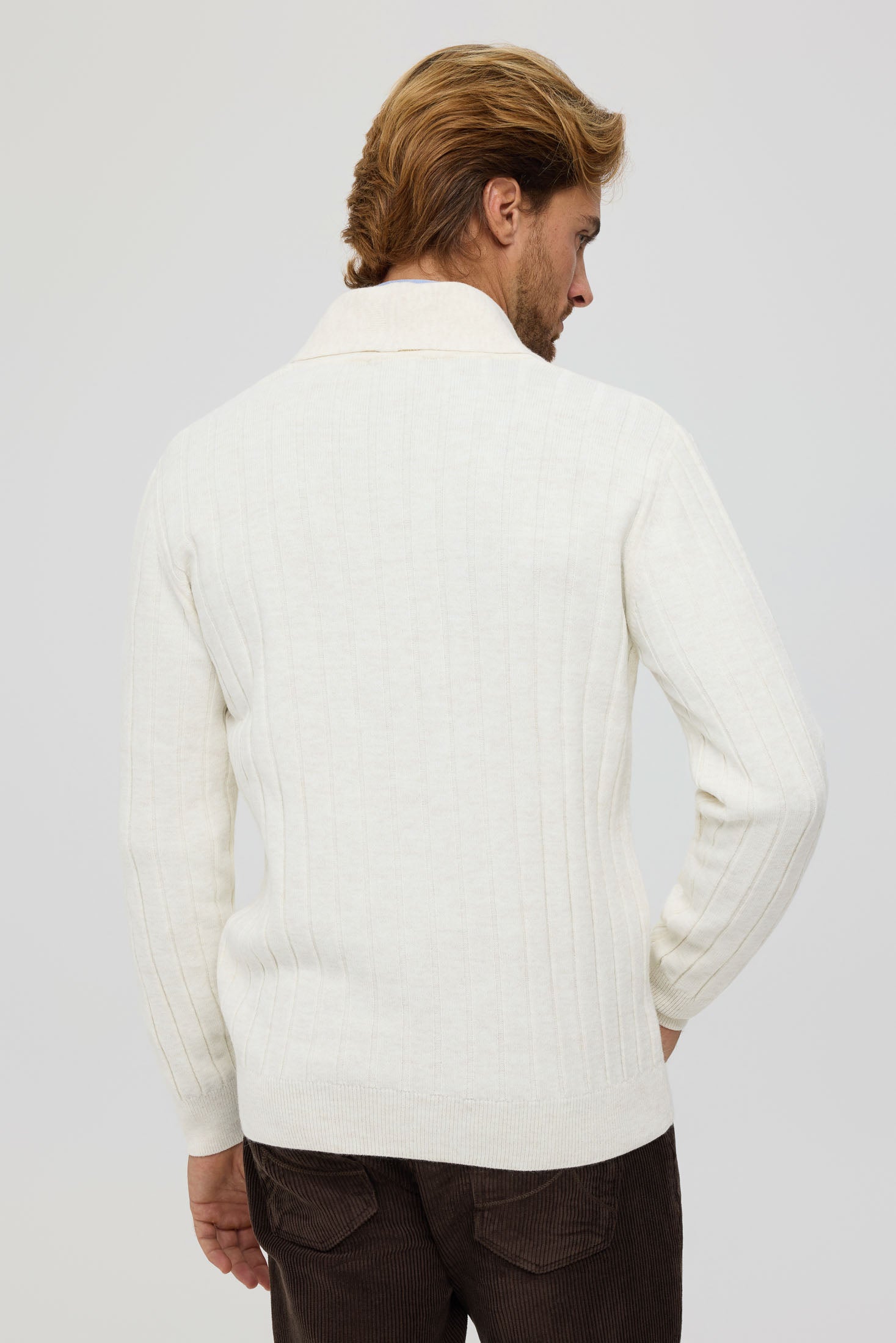 Hochwertige Herren-Strickjacke mit Schalkragen – Woll-Kaschmir-Mischung | Modell 8026