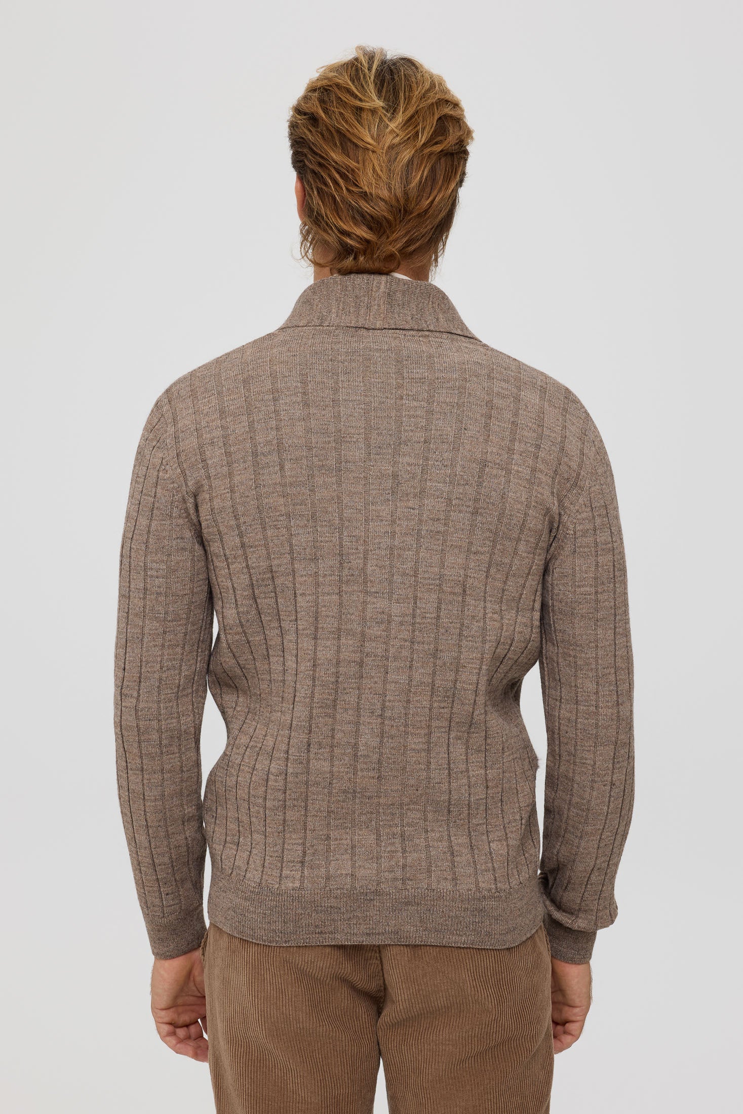 Hochwertige Herren-Strickjacke mit Schalkragen – Woll-Kaschmir-Mischung | Modell 8026