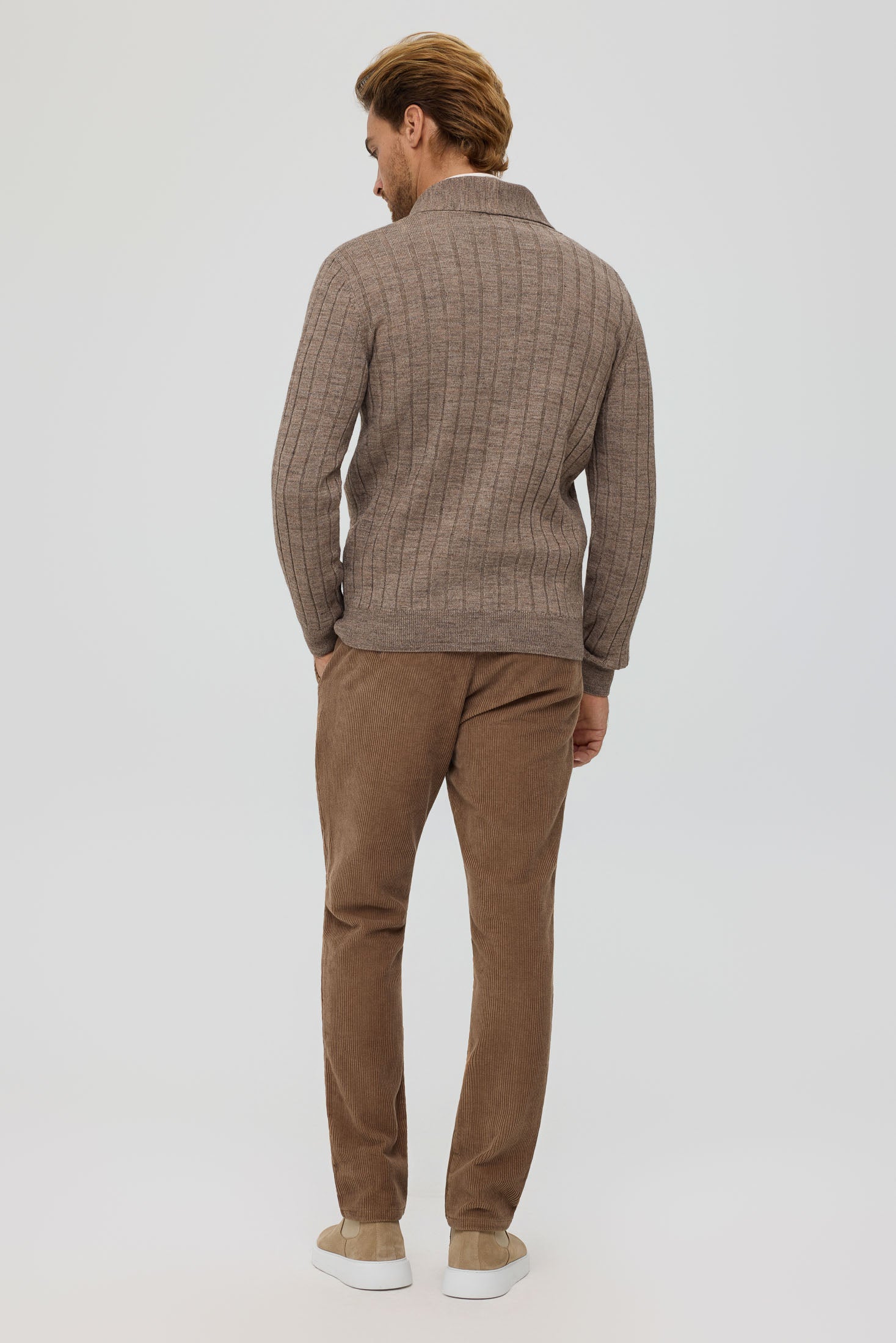 Hochwertige Herren-Strickjacke mit Schalkragen – Woll-Kaschmir-Mischung | Modell 8026