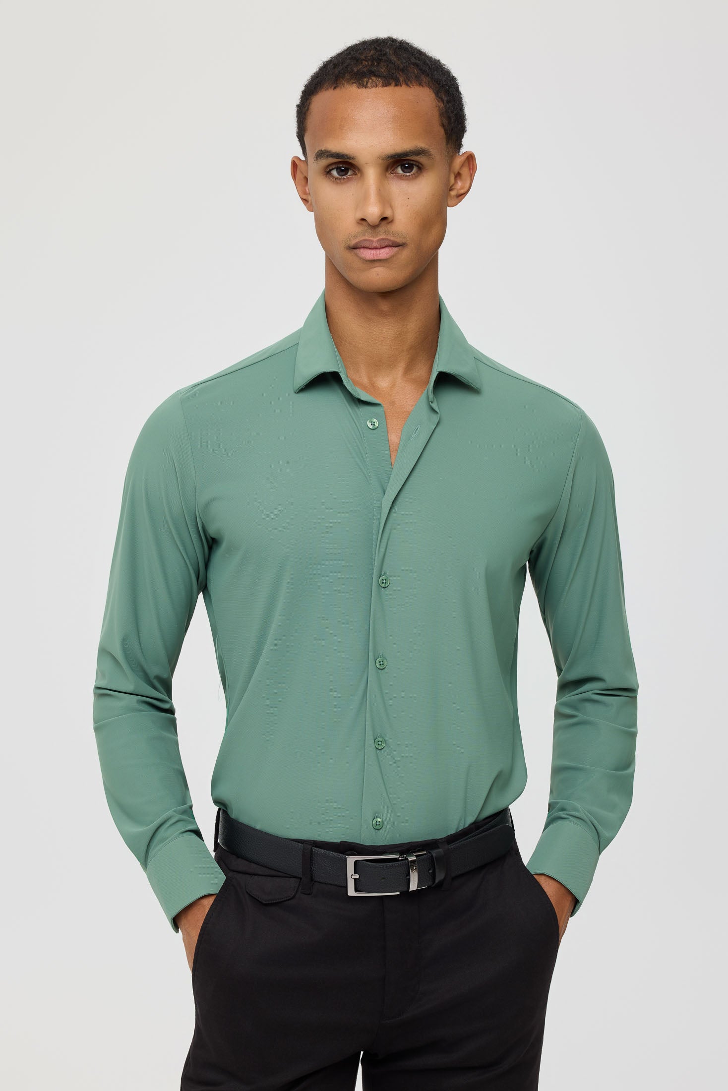 Men’s Slim Fit Performance Stretch Shirt | Style 25-047