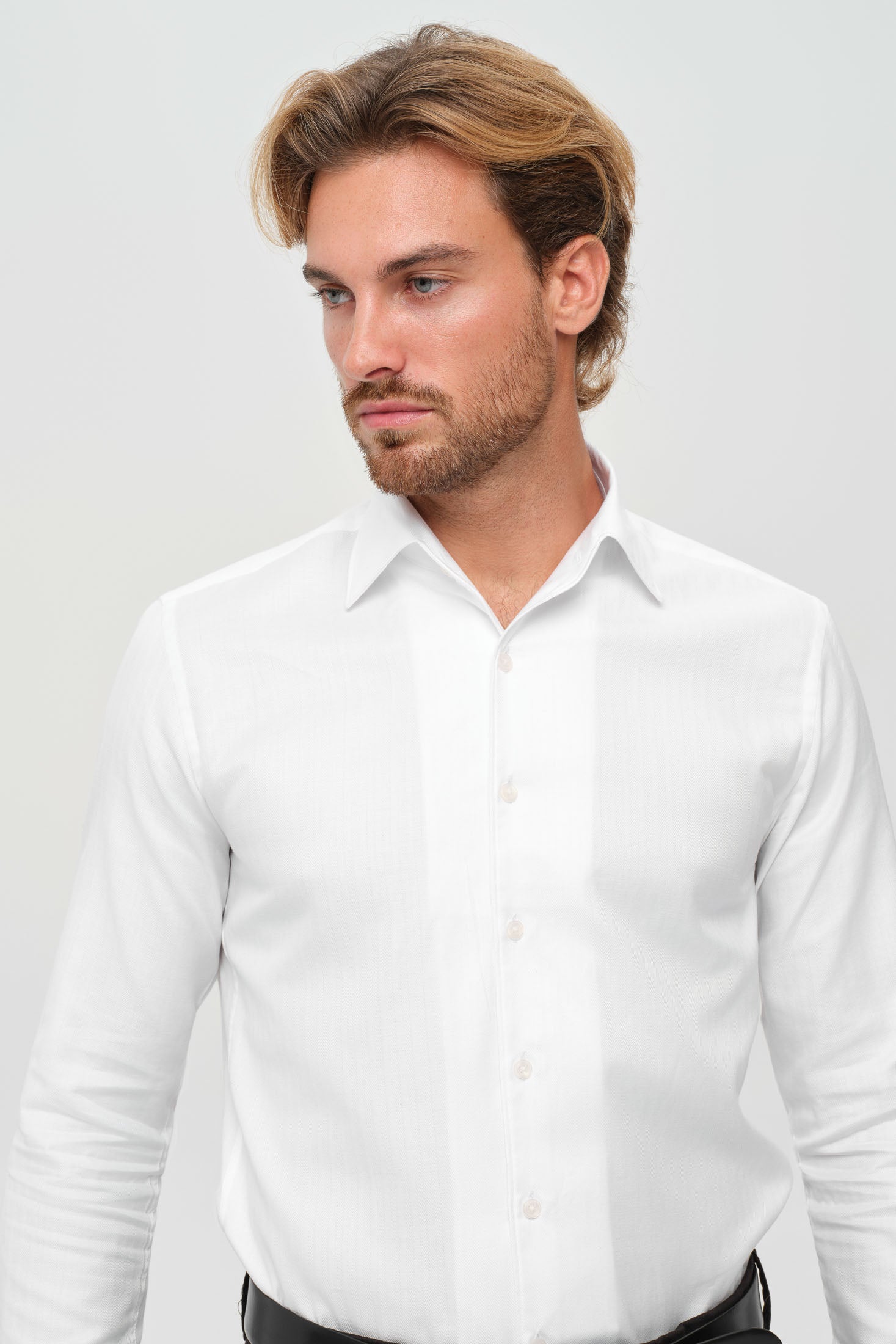 Hochwertiges Herren-Businesshemd – Einteiliger Kragen, Fischgrätmuster | Modell 25-050