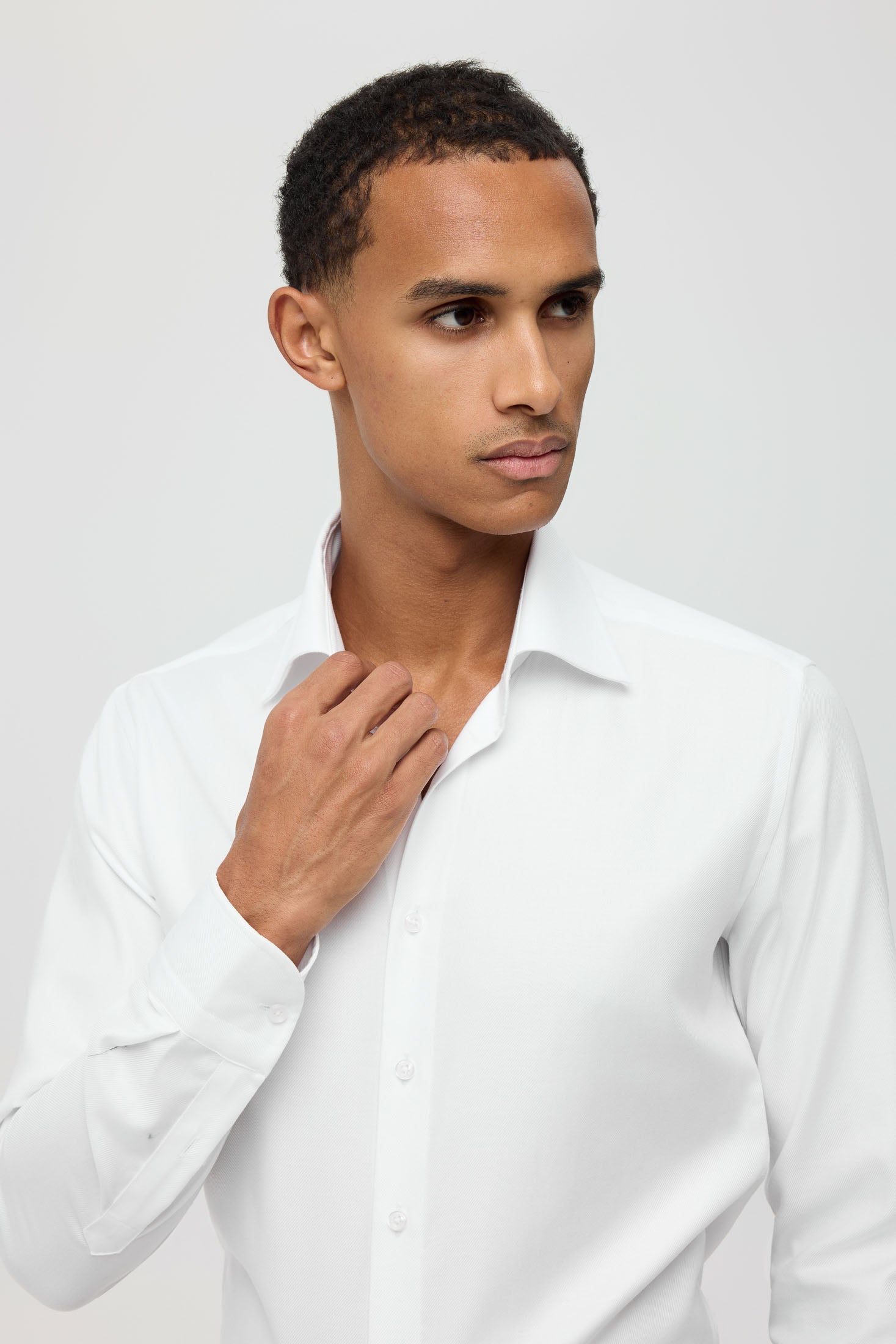 Hochwertiges Herren-Businesshemd – Bügelfrei, strukturierte Webart | Modell 25-015