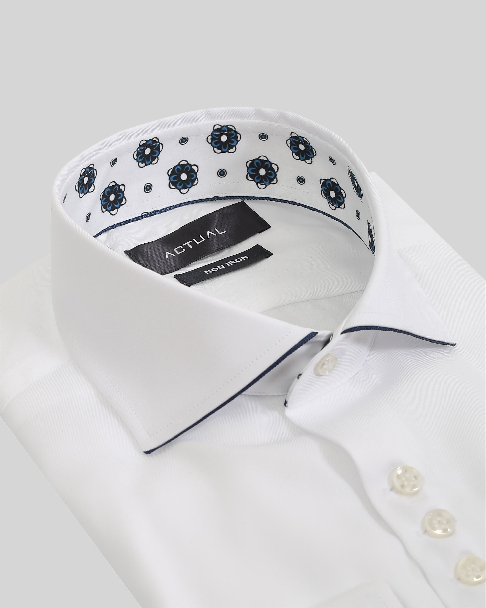 Strijkvrij twill overhemd van 100% katoen in slim fit met florale contrastdetails – Model 25-019