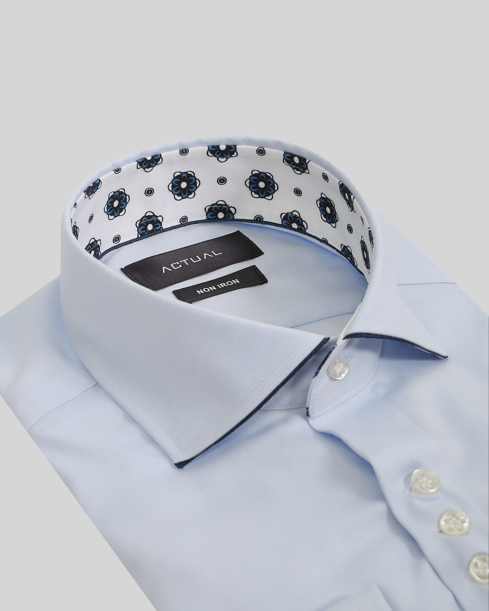 Strijkvrij overhemd van 100% katoen in slim fit met florale contrastdetails – Model 25-027