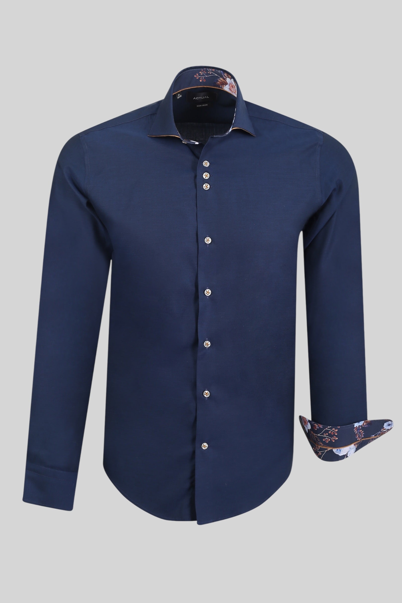 Bügelfreies Twill-Hemd aus 100% Baumwolle in Slim Fit mit Kontrastdetails – Modell 25-028