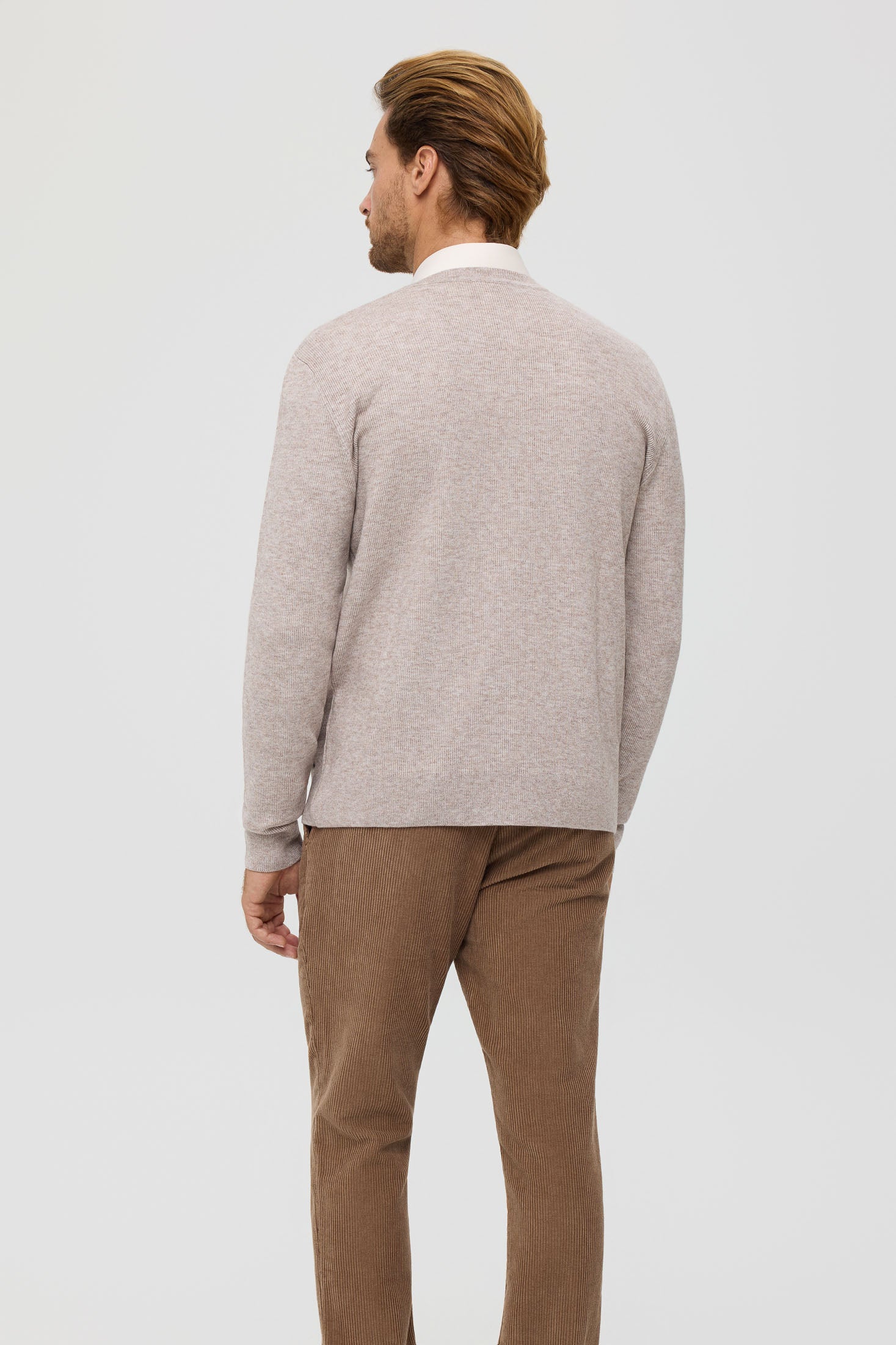 Men’s Premium V-Neck Knit Pullover – Soft Wool Blend | Style 8025