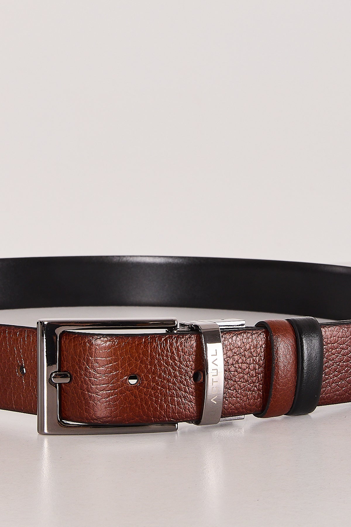 Men’s Premium Genuine Leather Reversible Belt | Style 3003