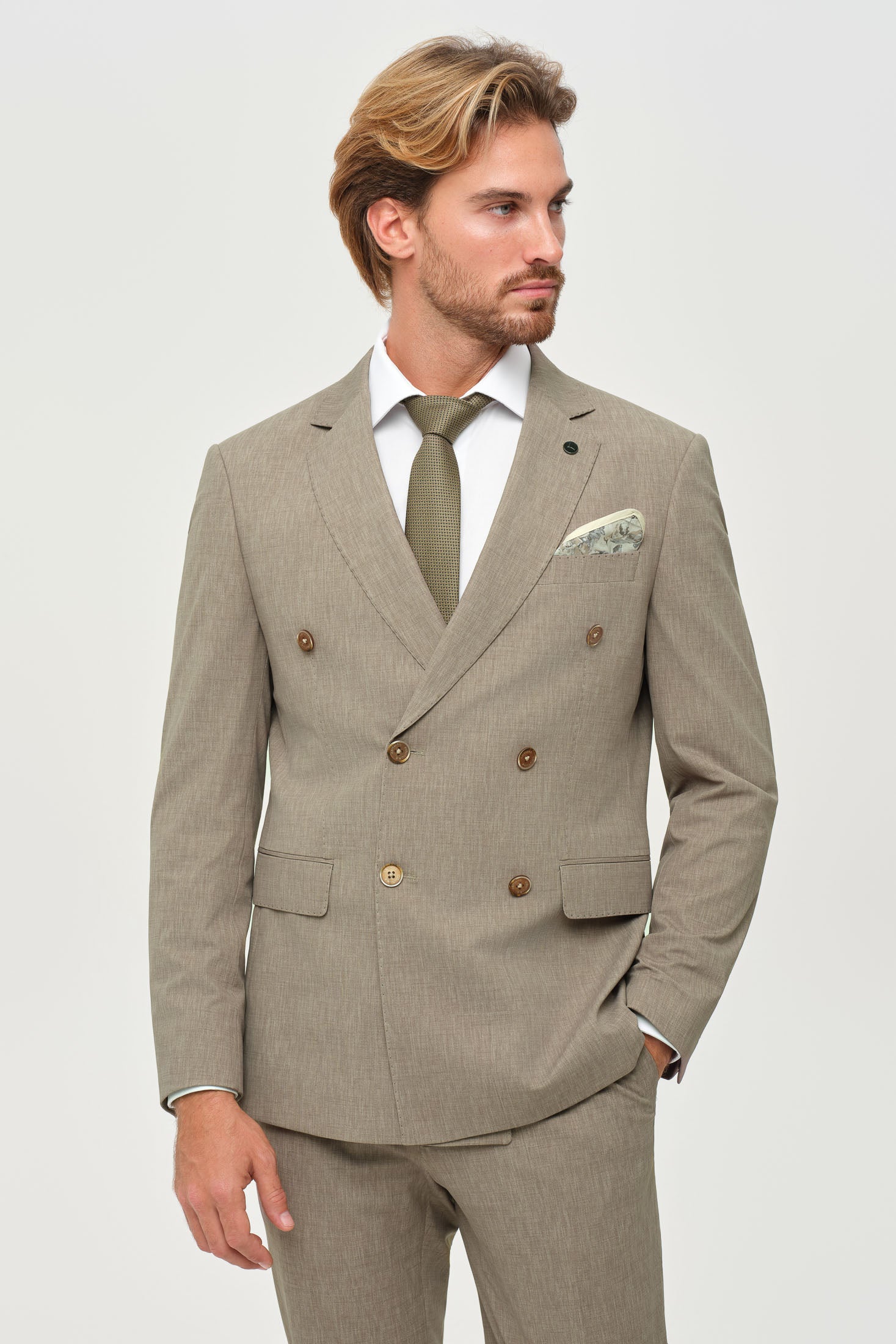 Men’s Double-Breasted Suit – Refined Stretch Structure | Style 4077