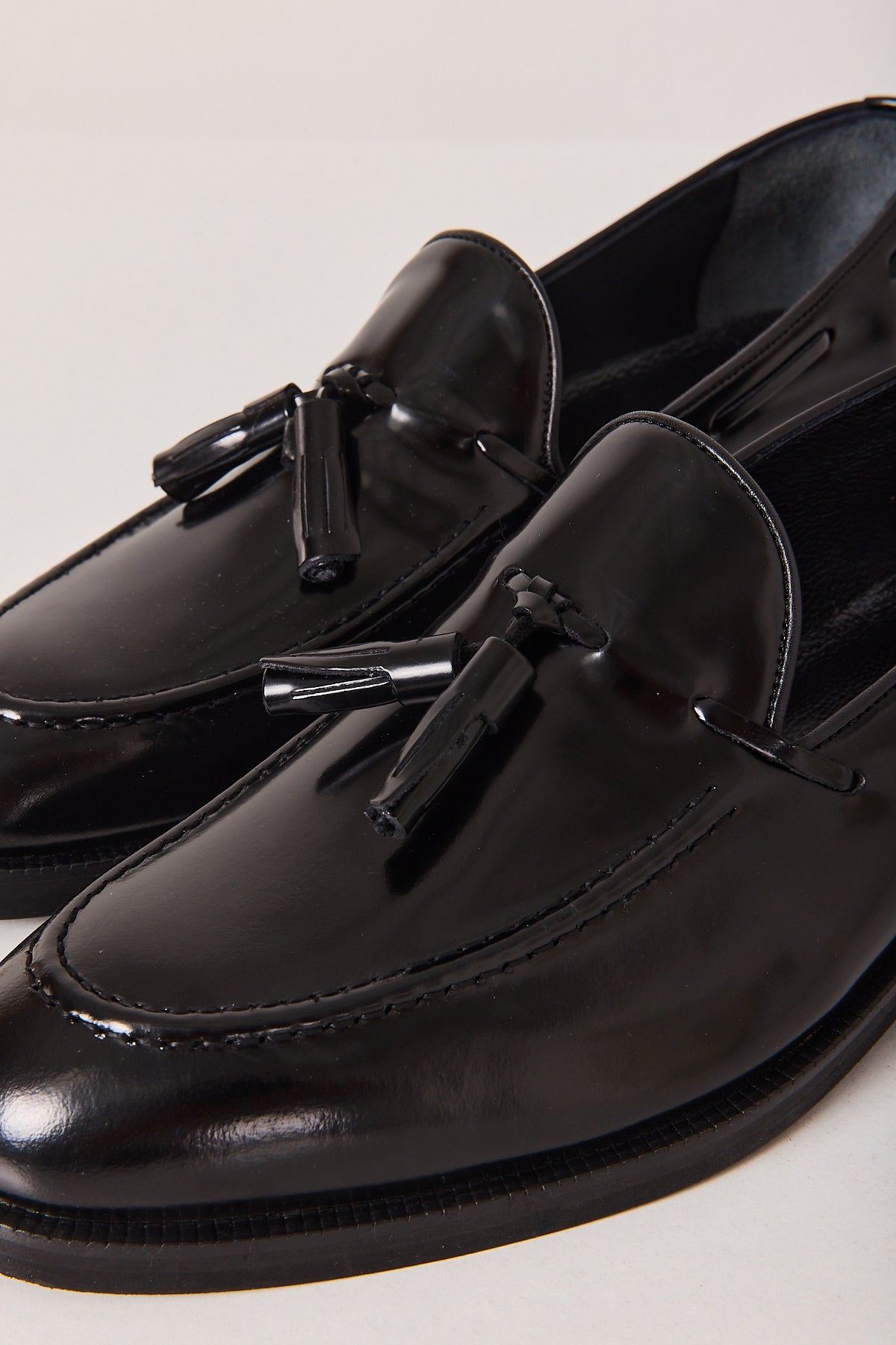 Premium-Herren-Slipper aus Leder mit Quasten – Echtes Vollnarbenleder