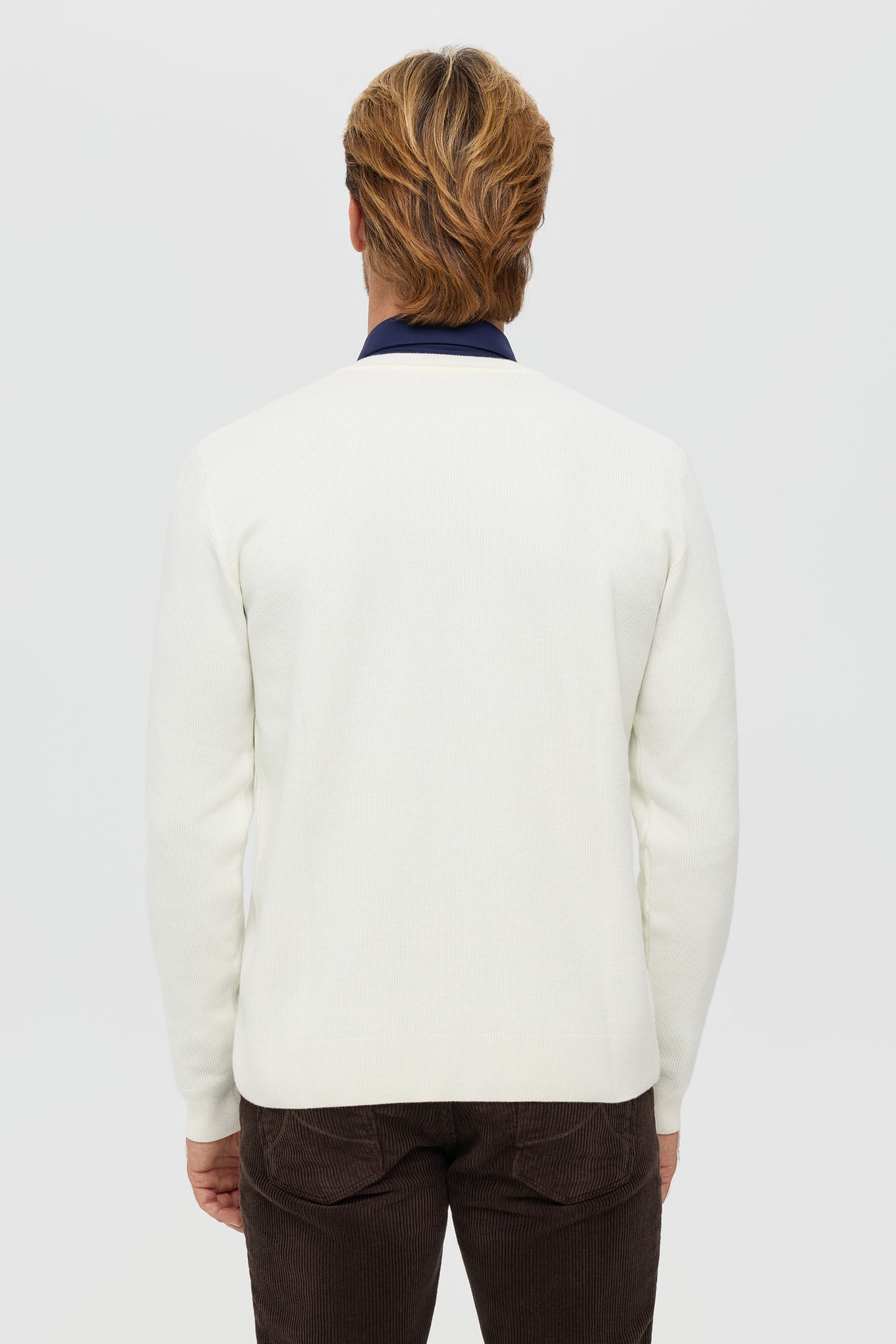 Men’s Premium V-Neck Knit Pullover – Soft Wool Blend | Style 8025