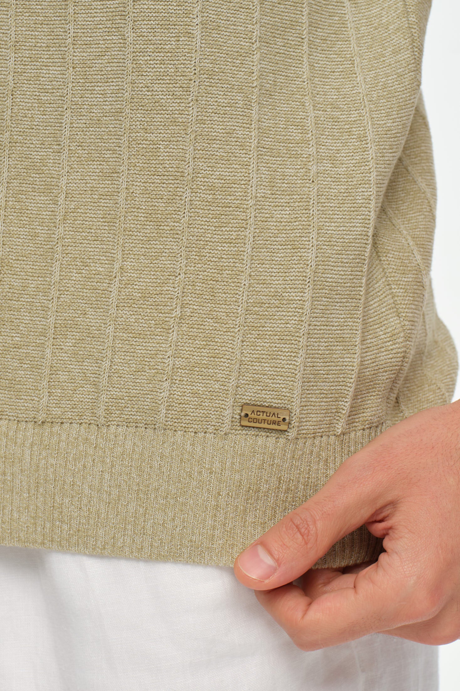 Strick-Polo mit offenem Kragen | Relaxed Tailored Eleganz – Modell 8042