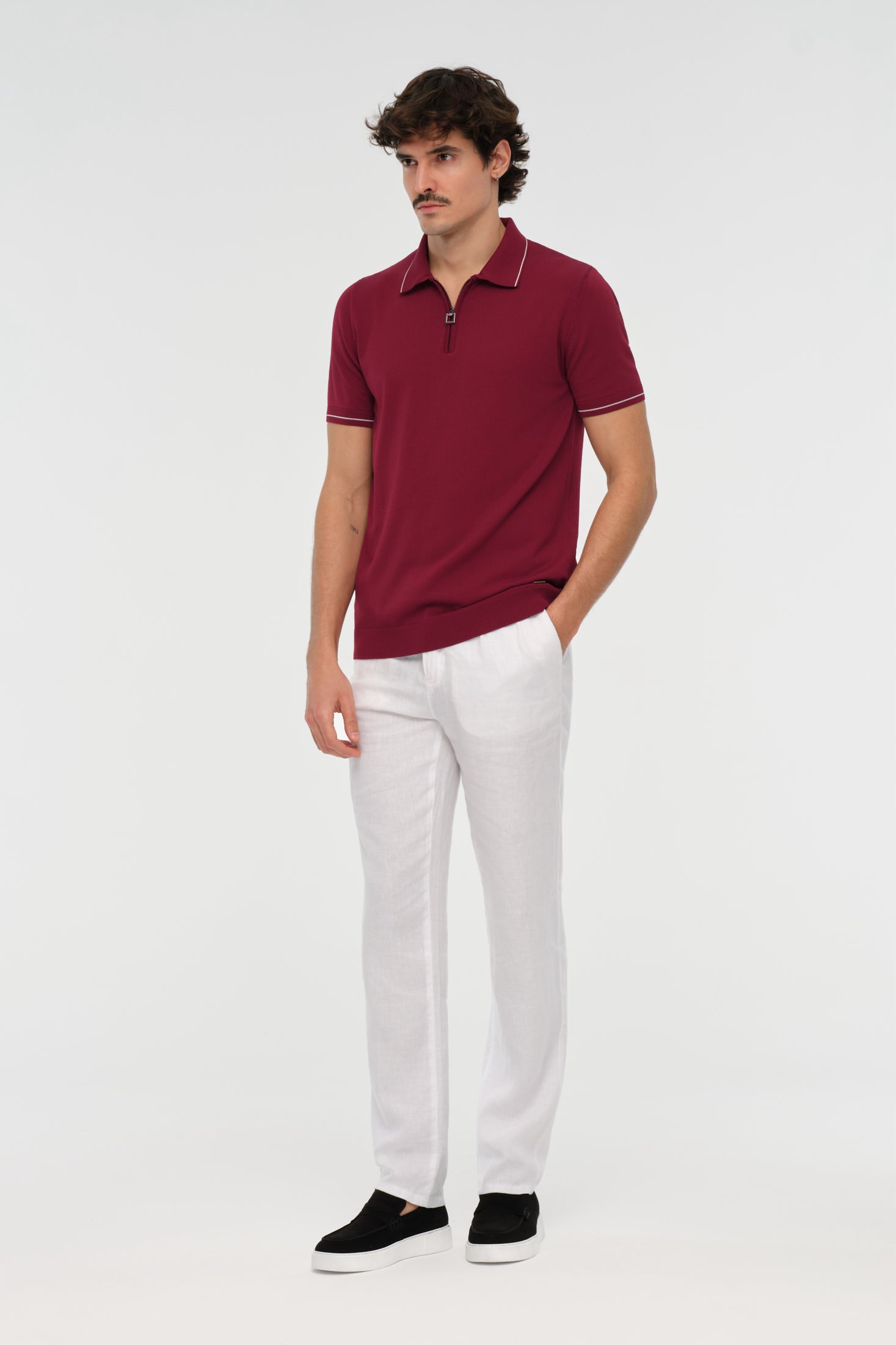 Refined Knit Polo with Zip Collar | Modern Tailored Elegance – Model 8040
