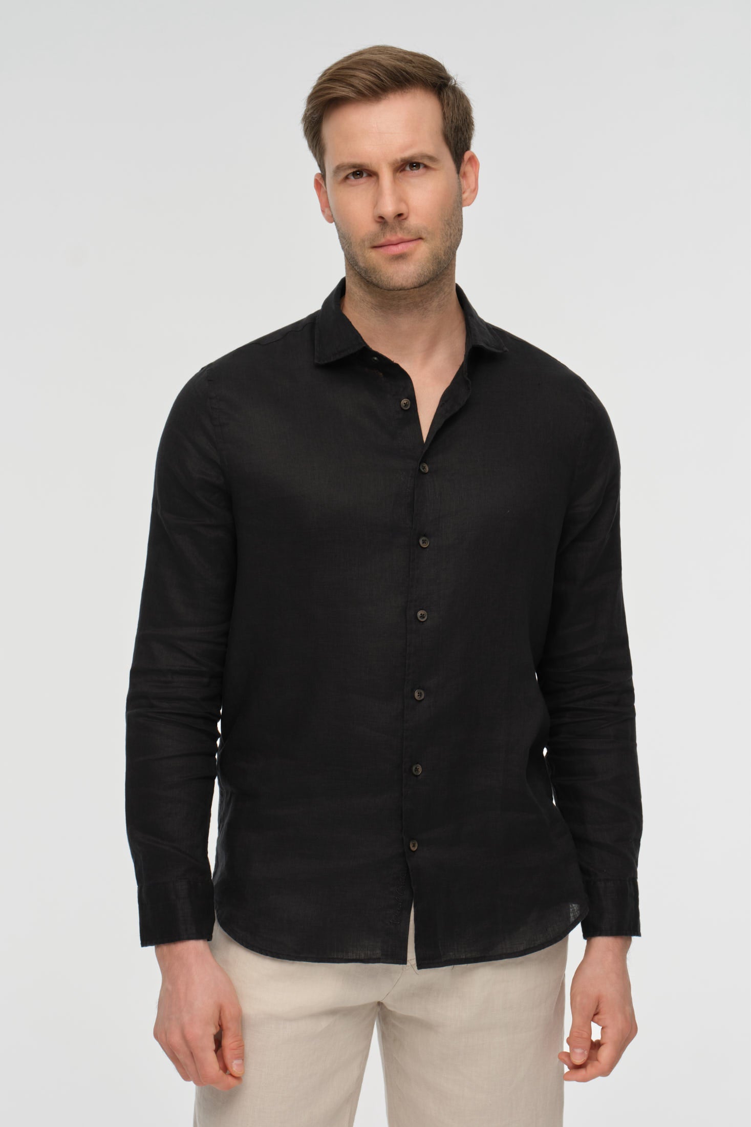 Pure Leinenhemd | Clean Sommer Tailoring – Modell 2026