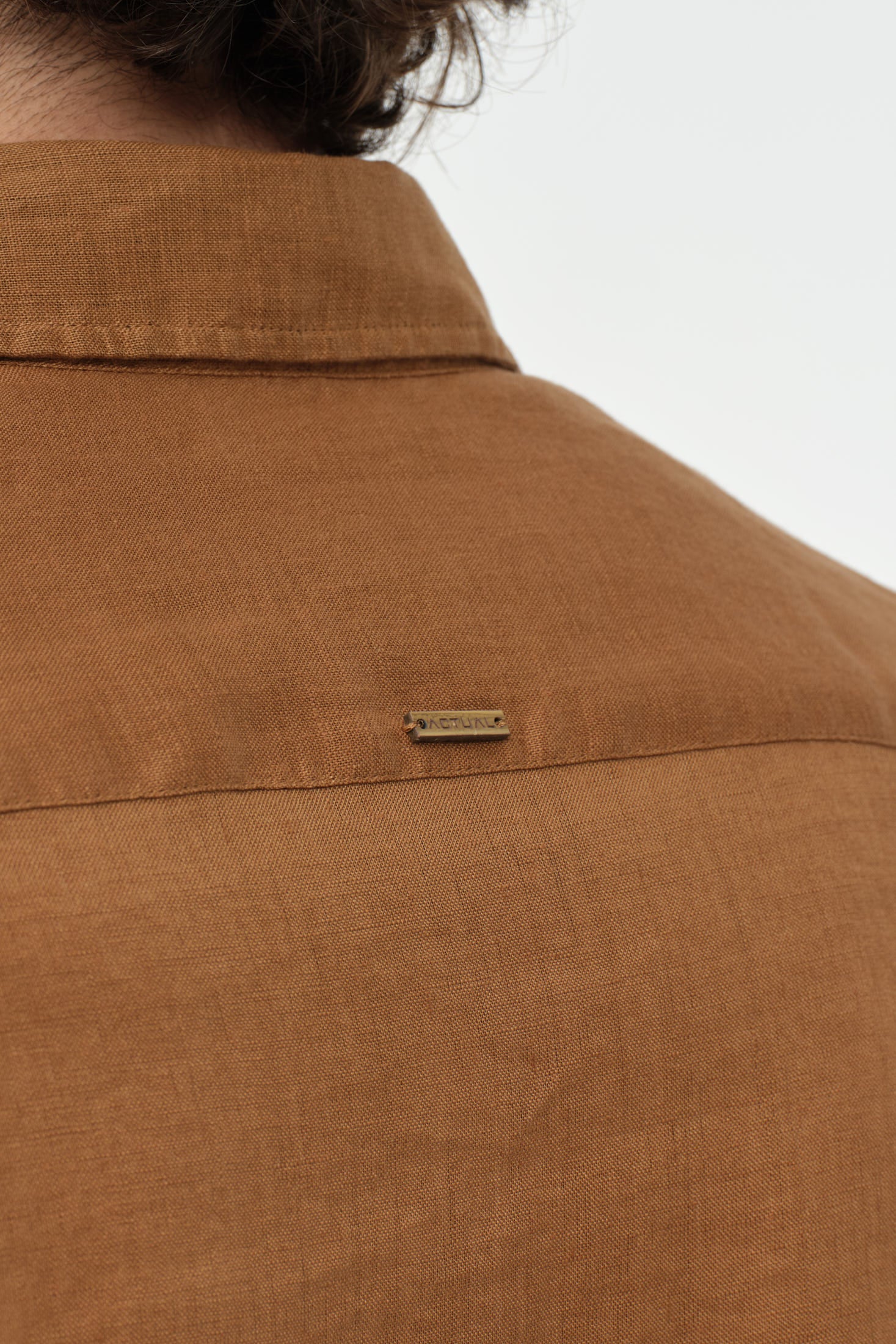 Pure Leinenhemd | Clean Sommer Tailoring – Modell 2026