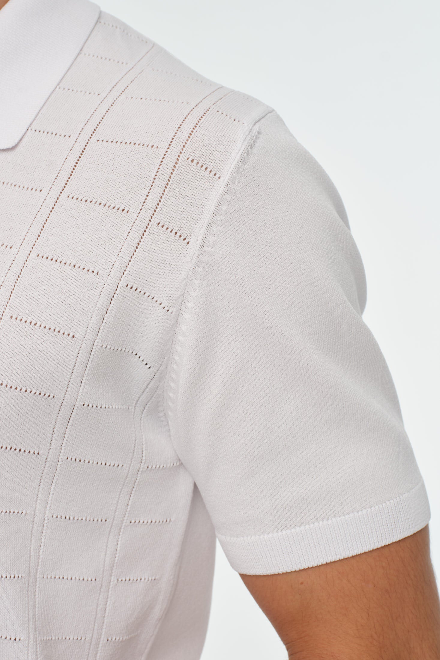 Gestructureerde tricot knit polo met ritskraag | Verfijnde gestructureerde elegantie – Model 8041