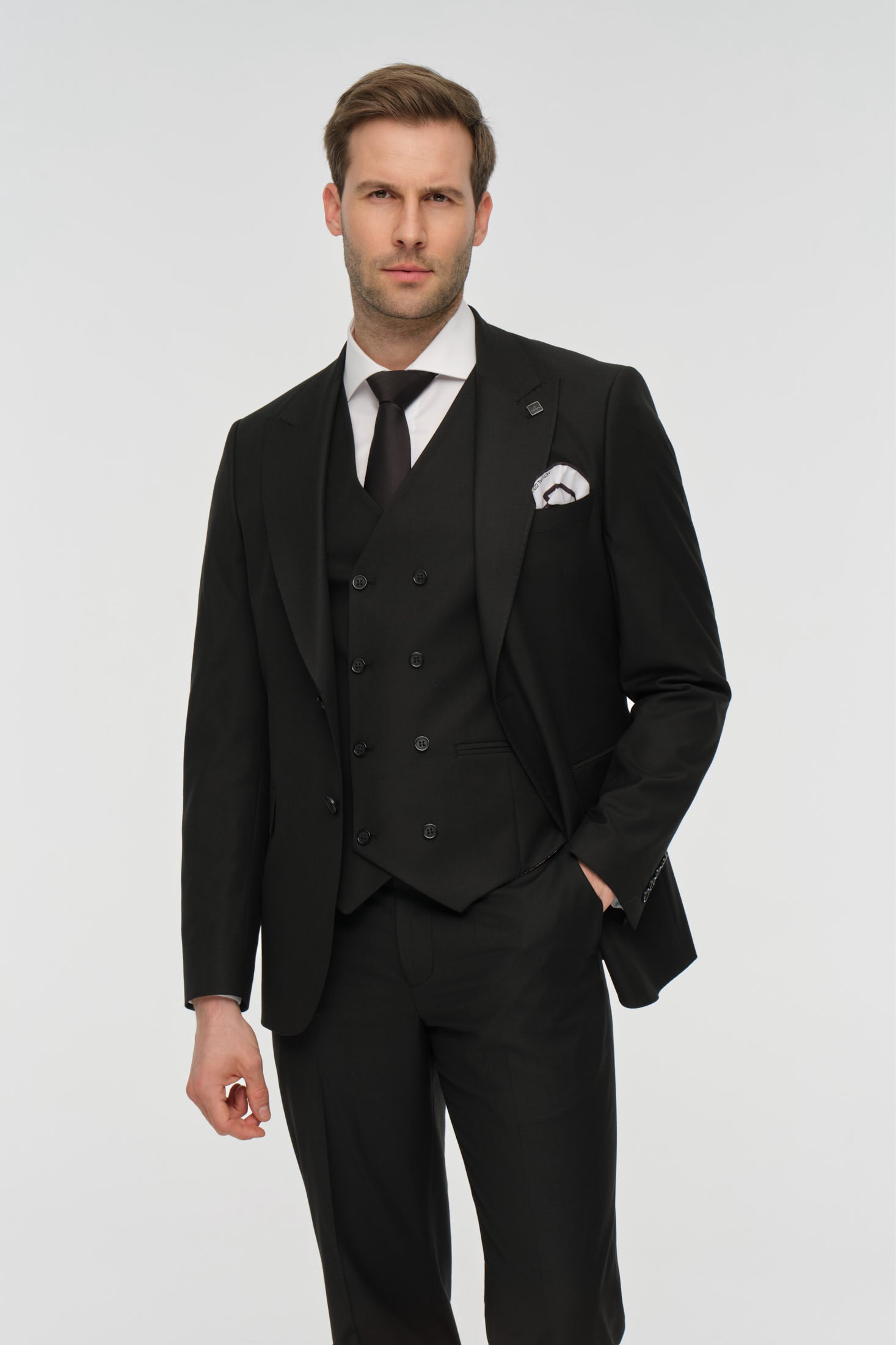 Two-Piece Suit | Tailored Fit Timeless Elegance – Model 4080