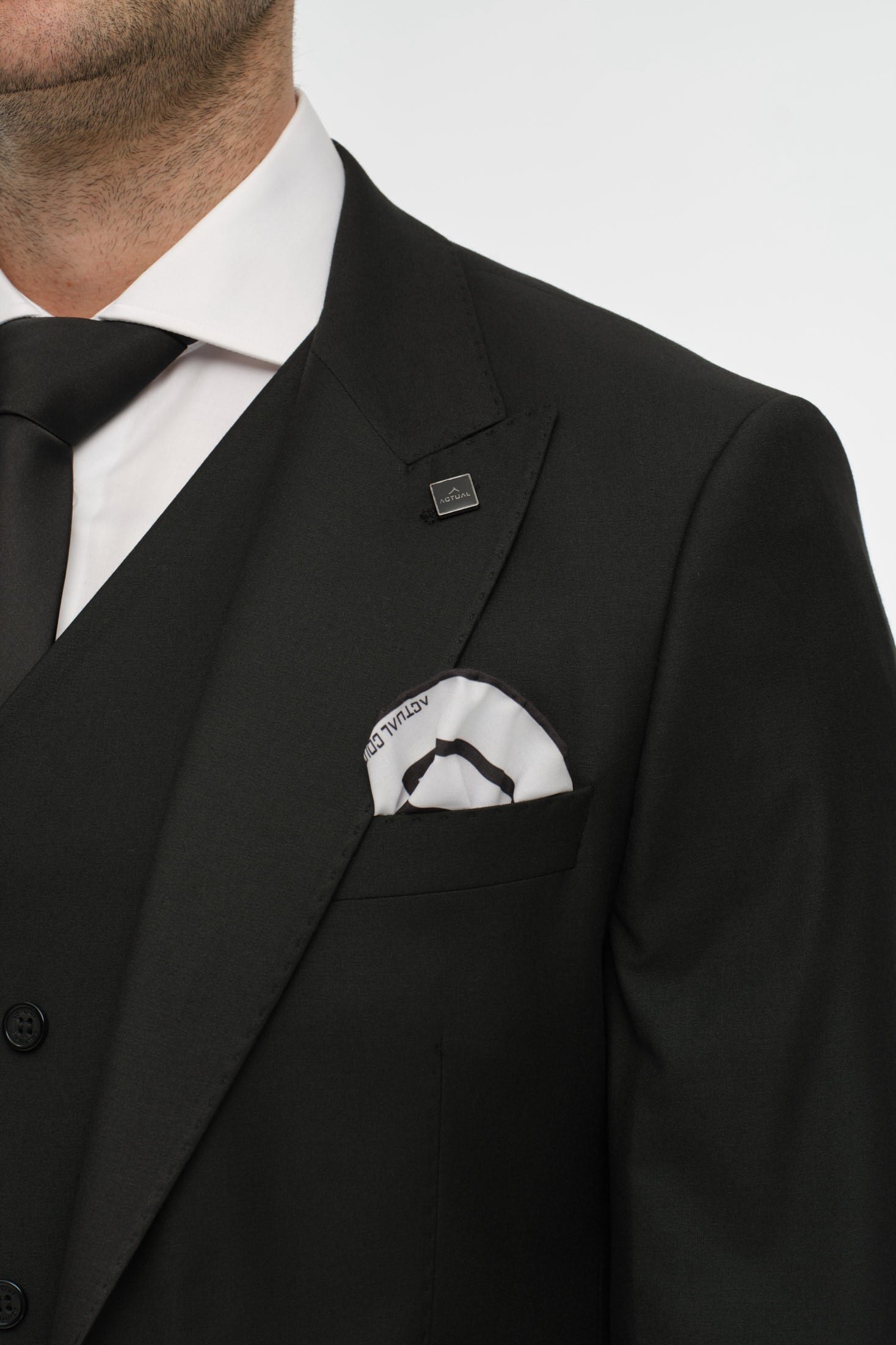 Two-Piece Suit | Tailored Fit Timeless Elegance – Model 4080