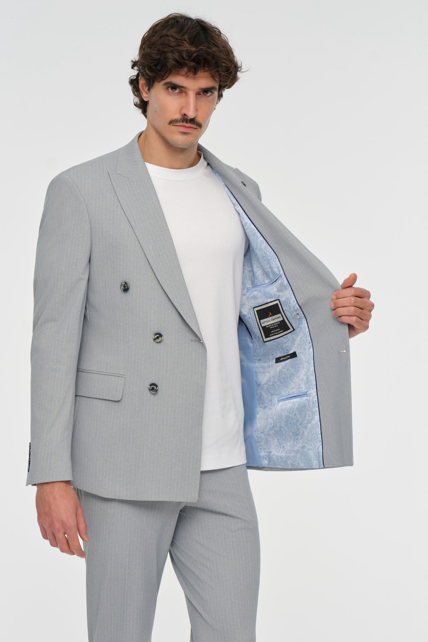 Double-Breasted Tailored Fit Suit | Modern Elegance – Model 4078