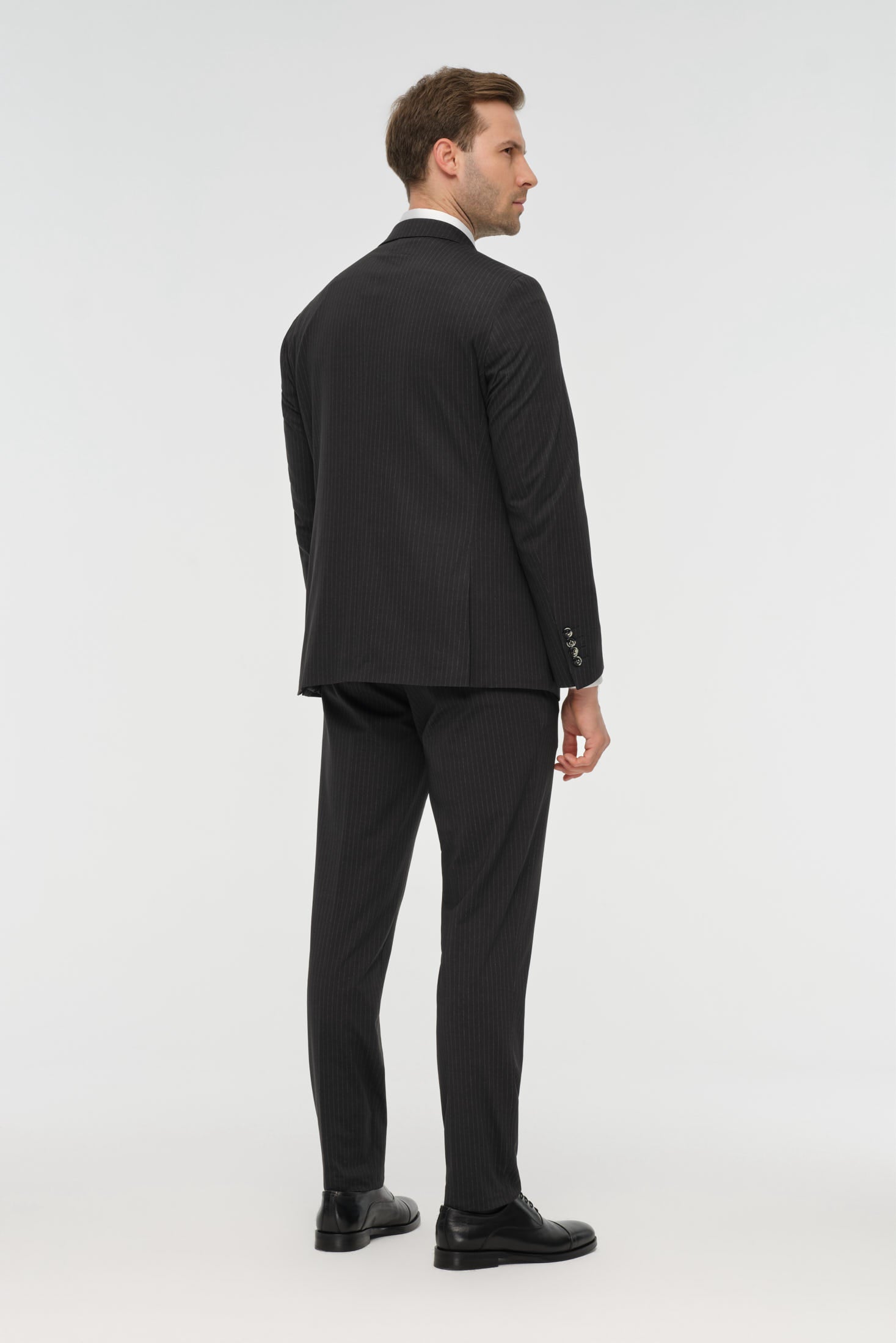 Double-Breasted Tailored Fit Suit | Modern Elegance – Model 4078