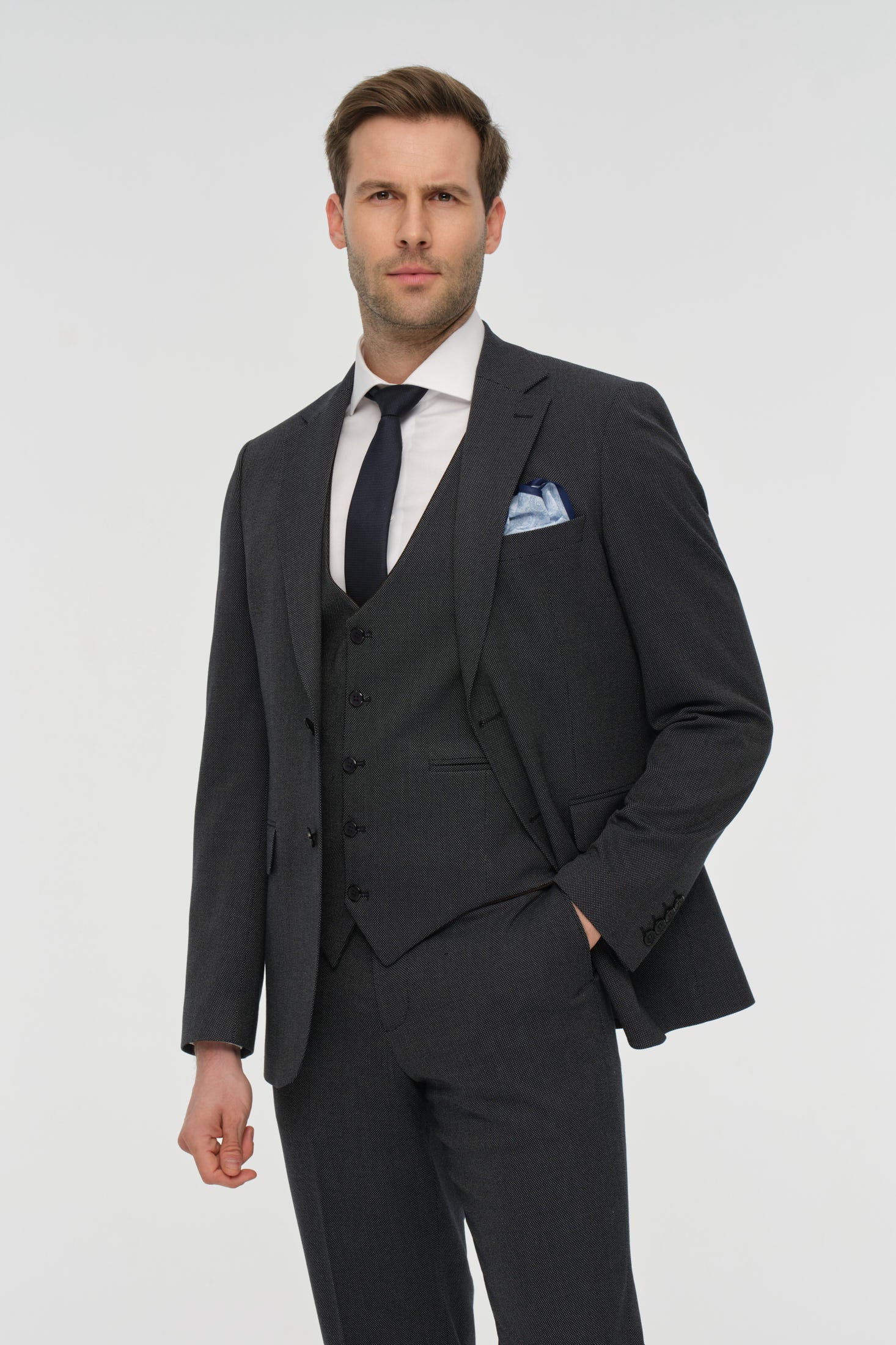 Two-Piece Suit | Tailored Fit Classic Elegance – Model 4083
