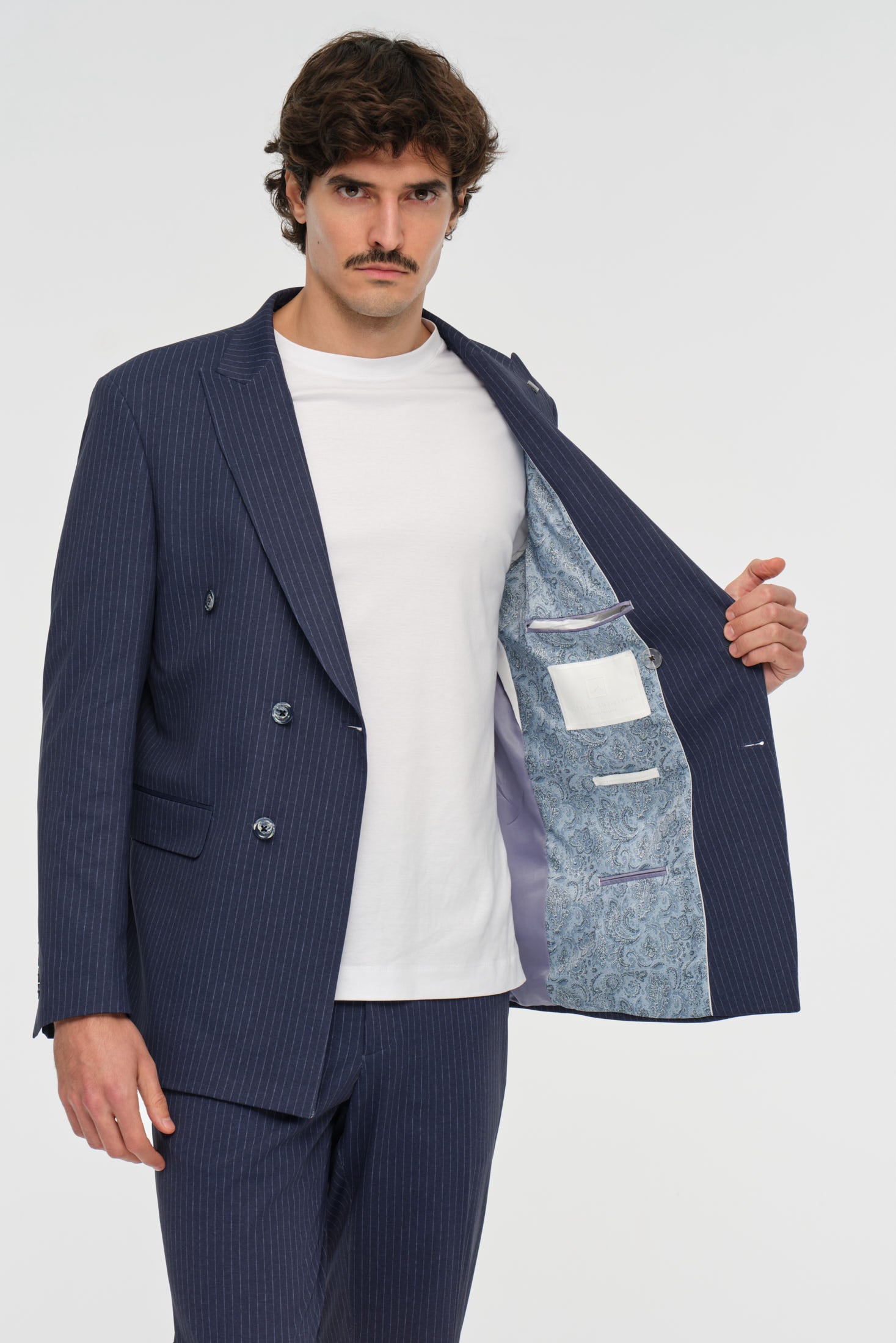 Double-Breasted Tailored Fit Suit | Modern Elegance – Model 4078