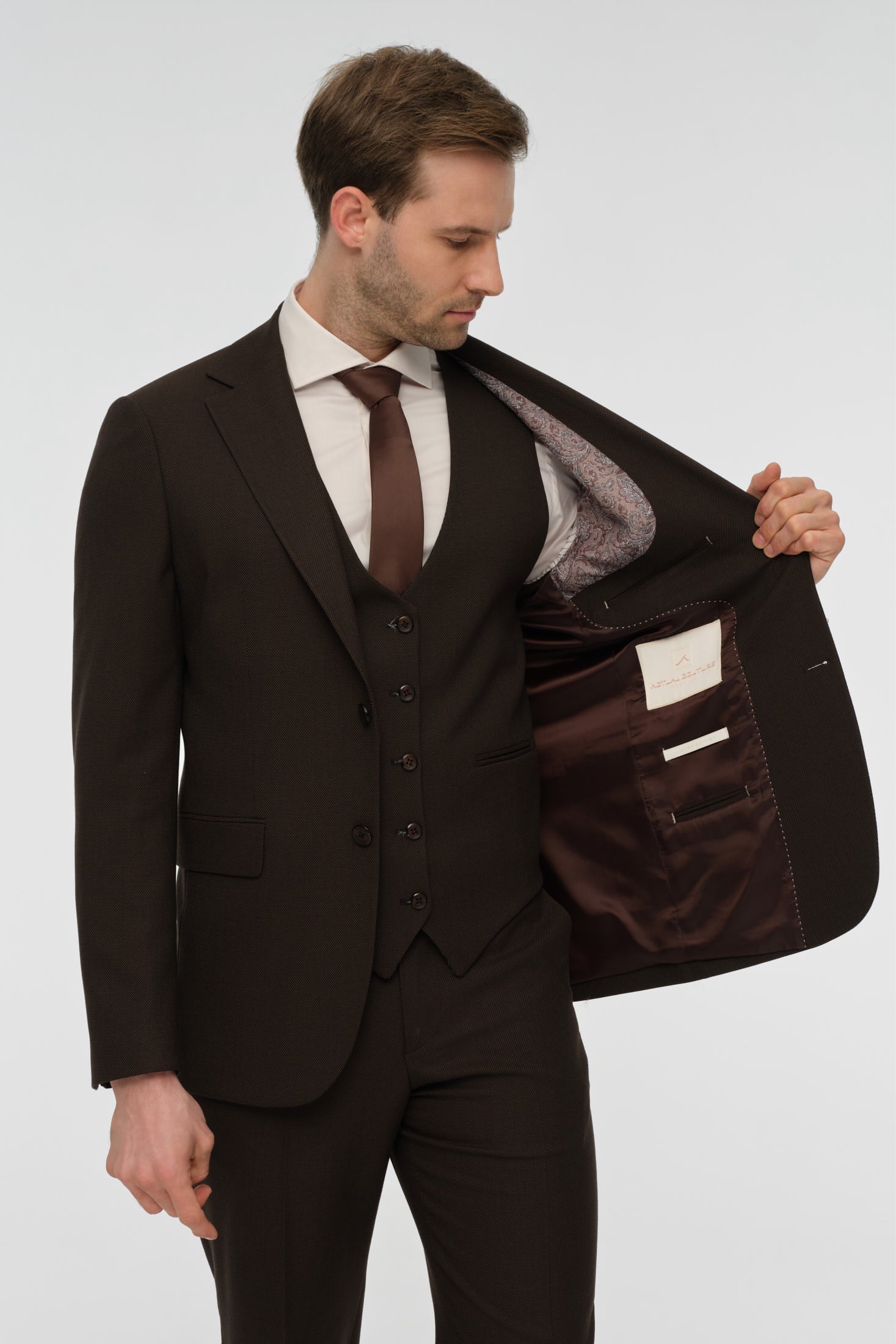 Two-Piece Suit | Tailored Fit Classic Elegance – Model 4083