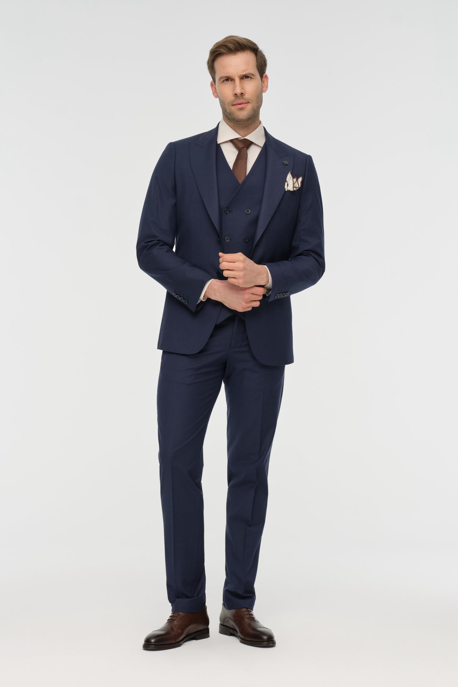 Two-Piece Suit | Tailored Fit Timeless Elegance – Model 4080